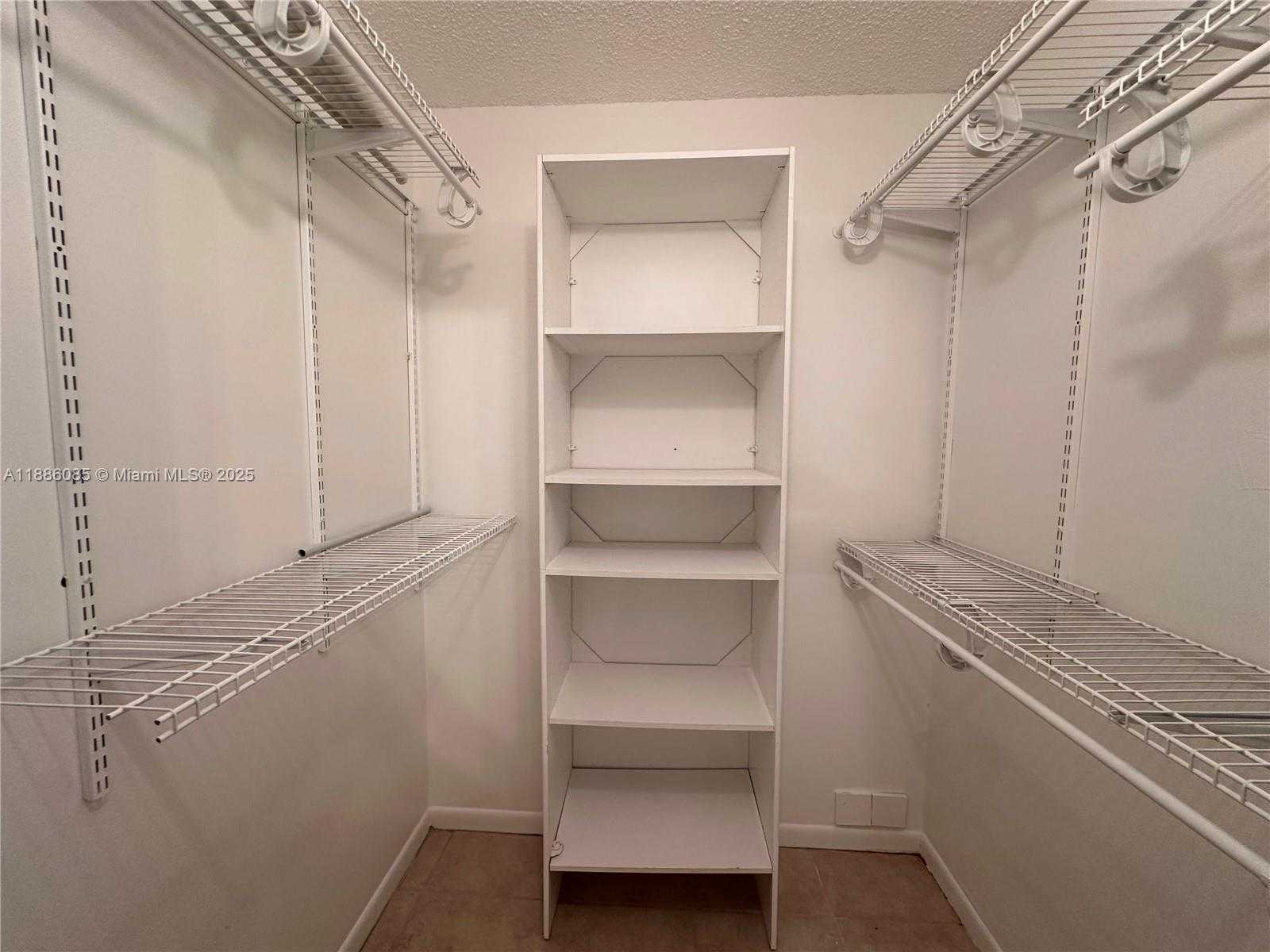 Small Image of 12781 SOUTH WEST 146TH LN, Miami Number 16