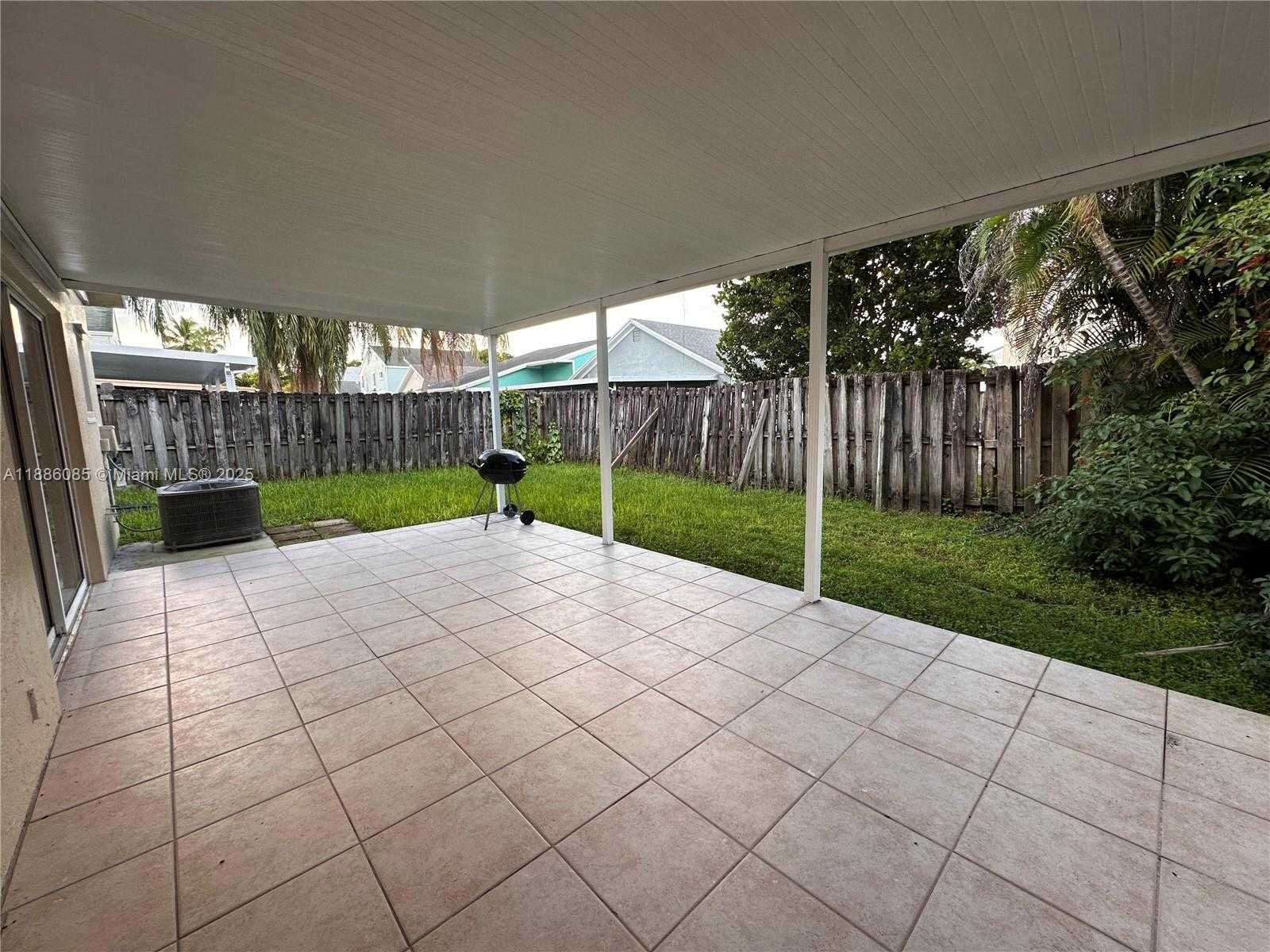 Small Image of 12781 SOUTH WEST 146TH LN, Miami Number 18