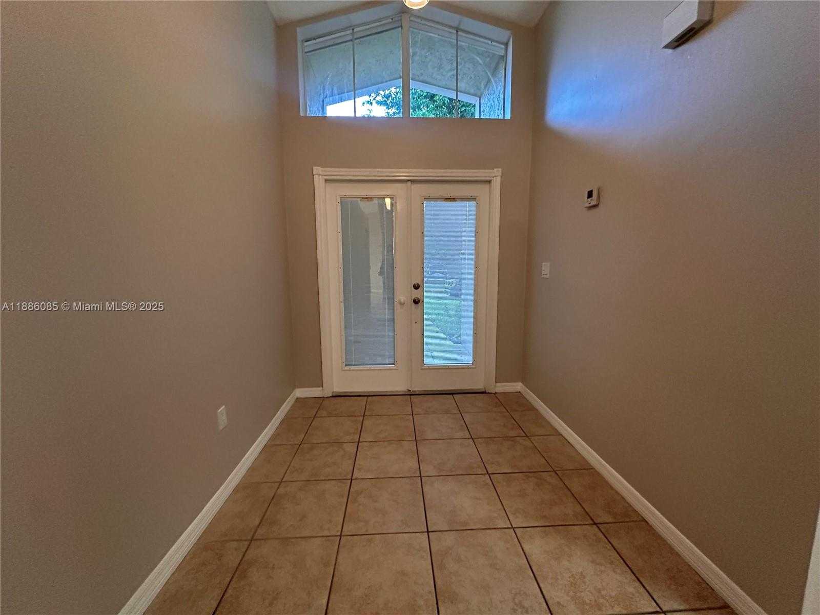 Small Image of 12781 SOUTH WEST 146TH LN, Miami Number 3