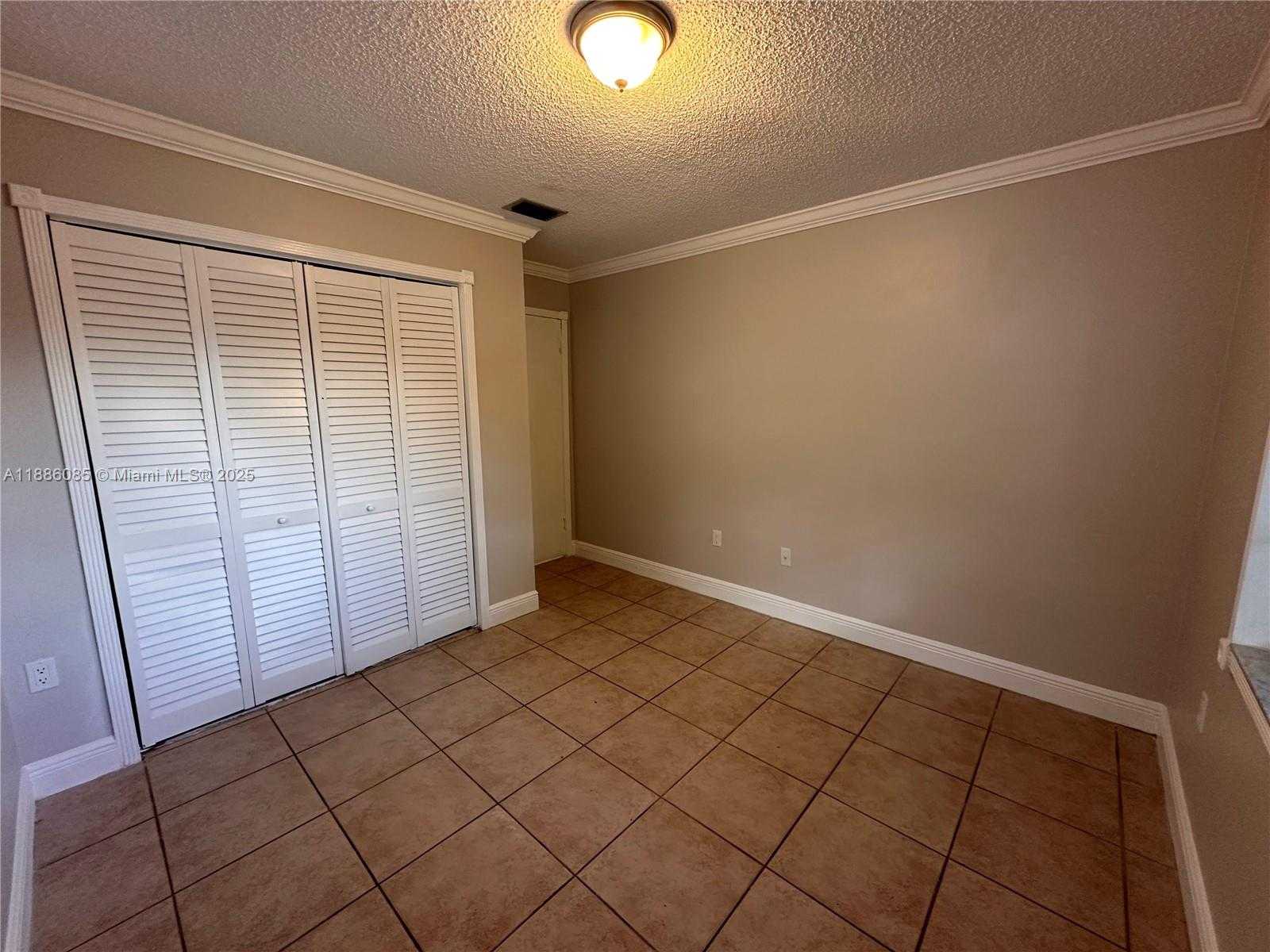 Small Image of 12781 SOUTH WEST 146TH LN, Miami Number 6