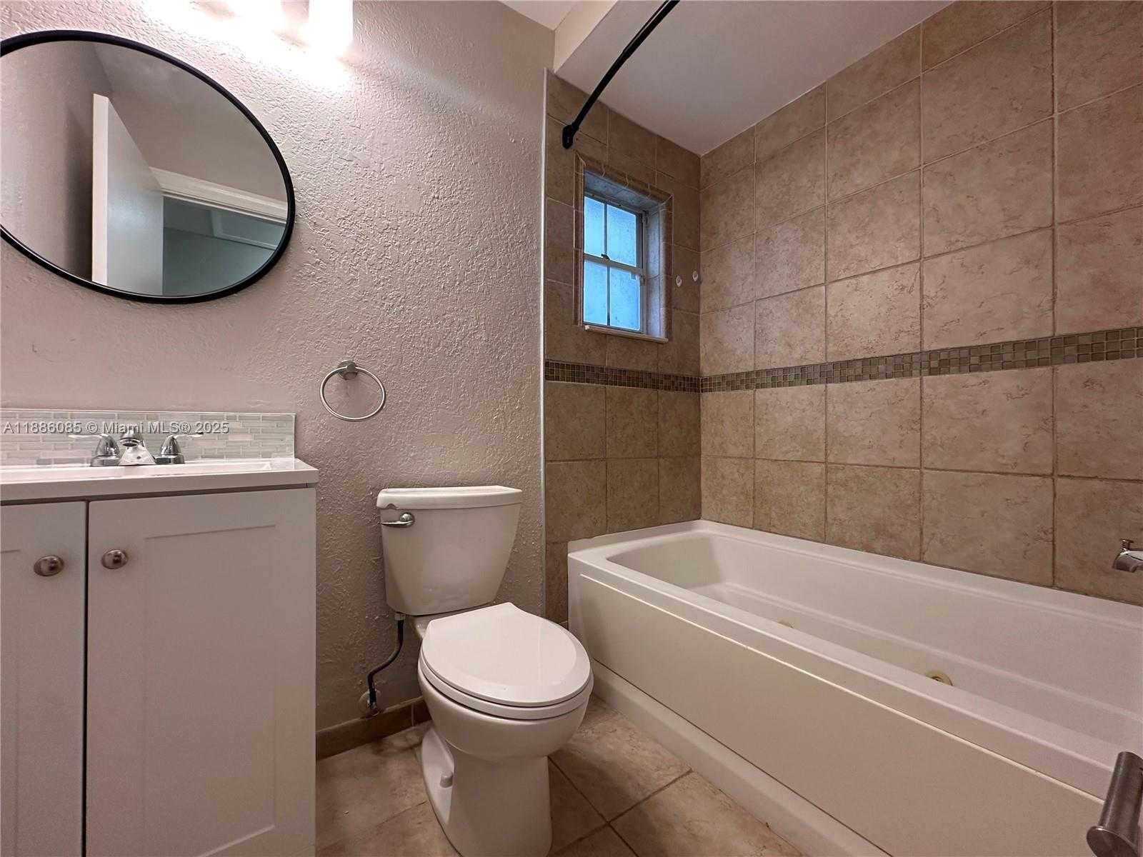 Small Image of 12781 SOUTH WEST 146TH LN, Miami Number 7