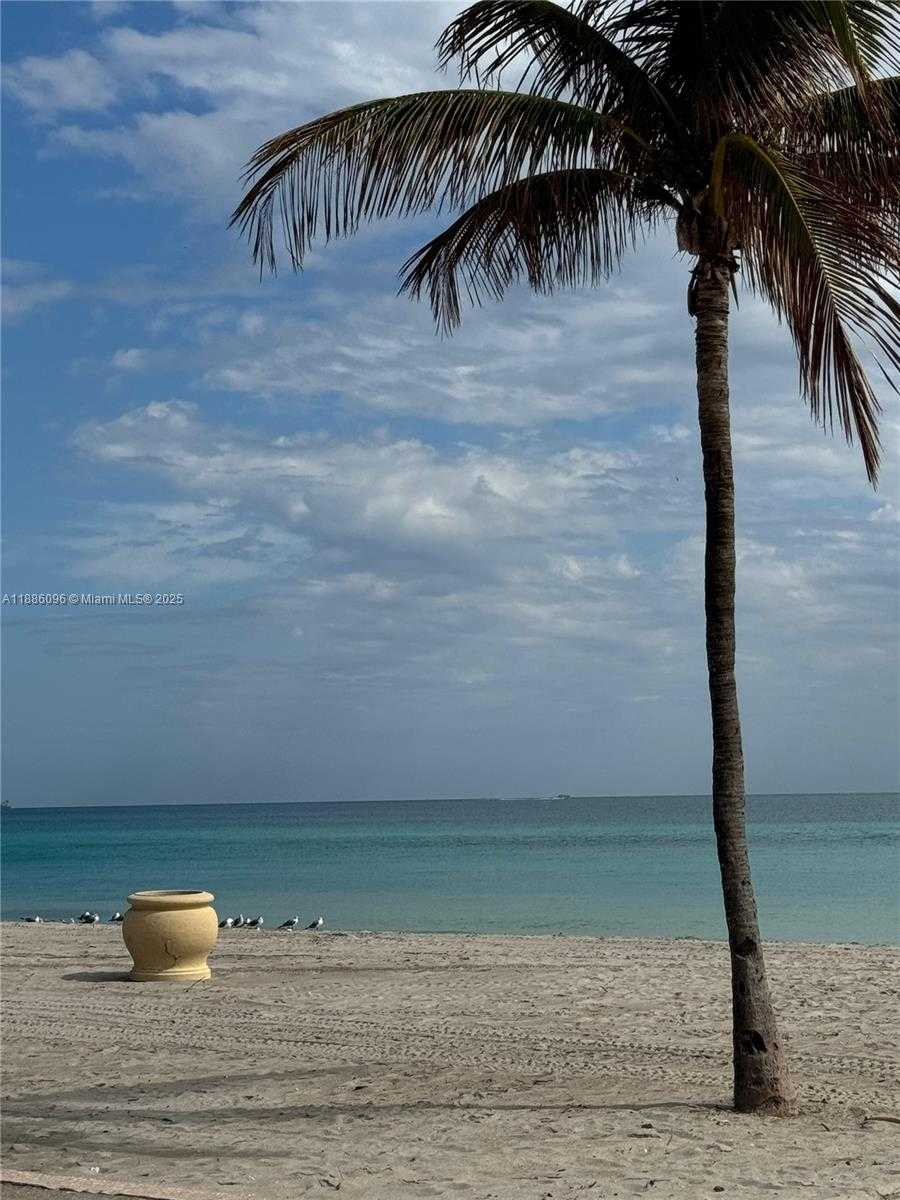 Small Image of 3405 NORTH OCEAN DR #19, Hollywood Number 14