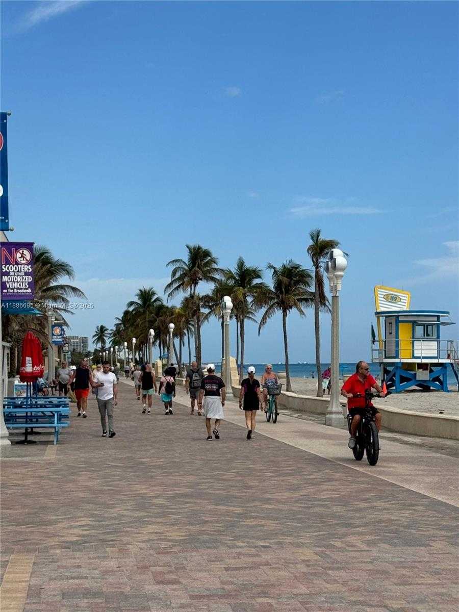 Small Image of 3405 NORTH OCEAN DR #19, Hollywood Number 15