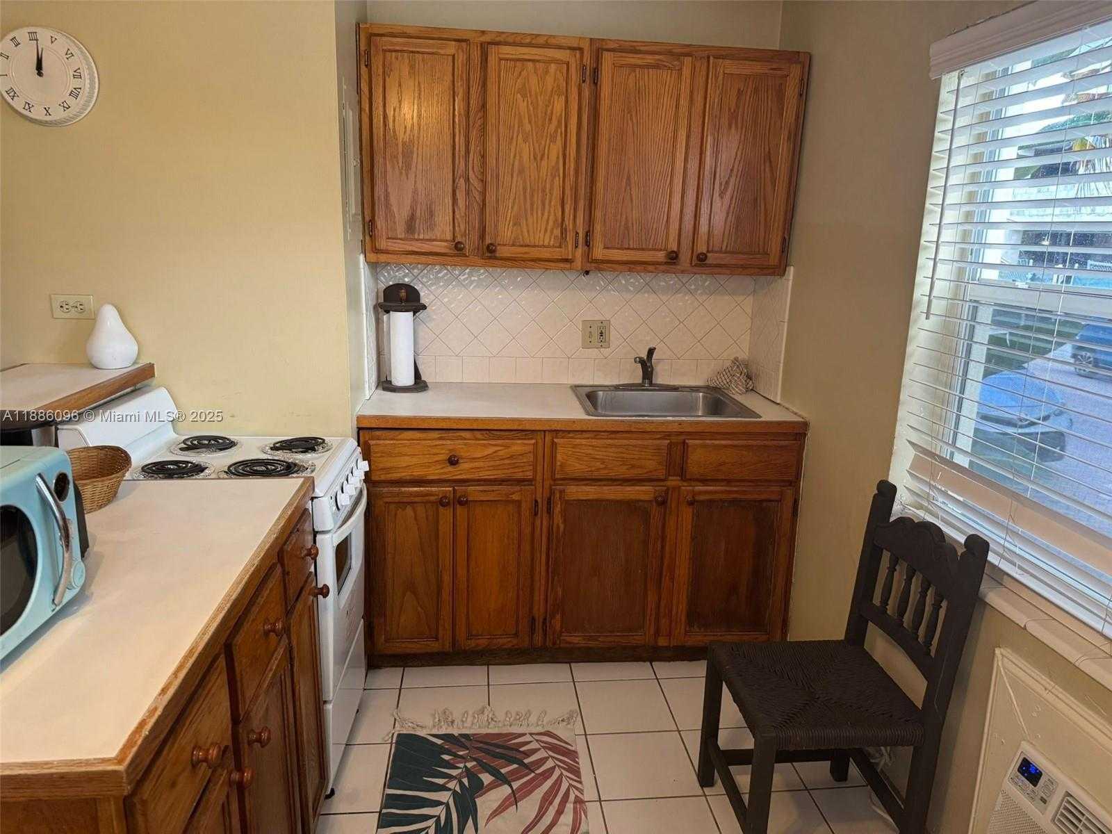 Small Image of 3405 NORTH OCEAN DR #19, Hollywood Number 6