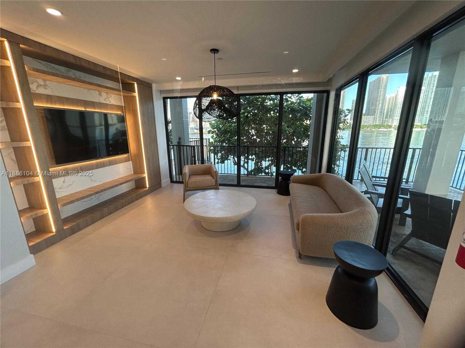 Small Image of 801 NORTH VENETIAN DRIVE #202, Miami Number 48