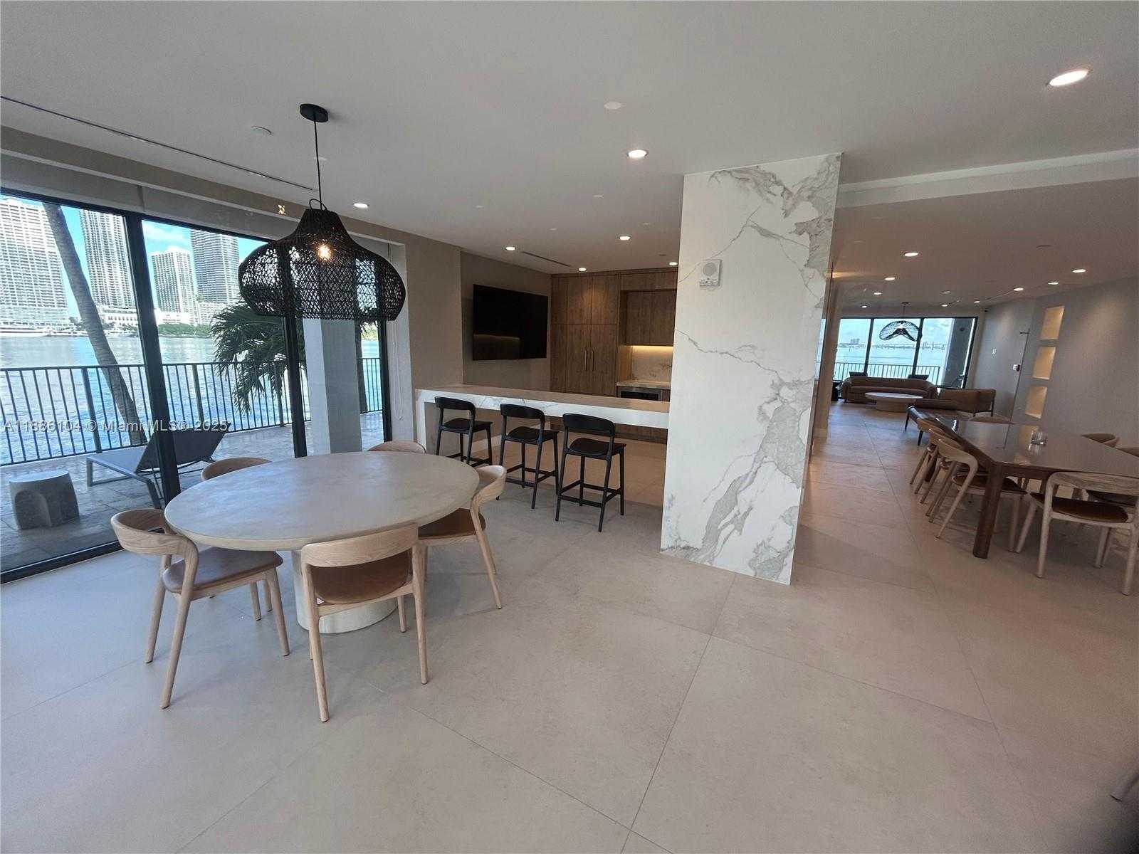 Small Image of 801 NORTH VENETIAN DRIVE #202, Miami Number 54