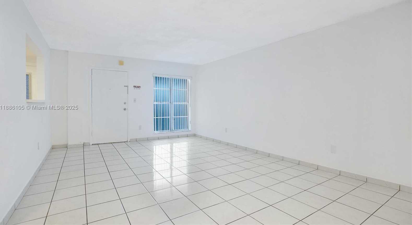 Small Image of 1340 LINCOLN RD #404, Miami Beach Number 12