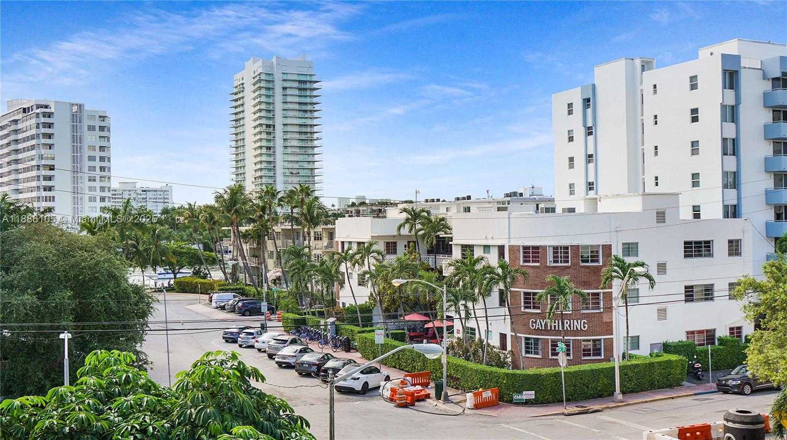 Small Image of 1340 LINCOLN RD #404, Miami Beach Number 25