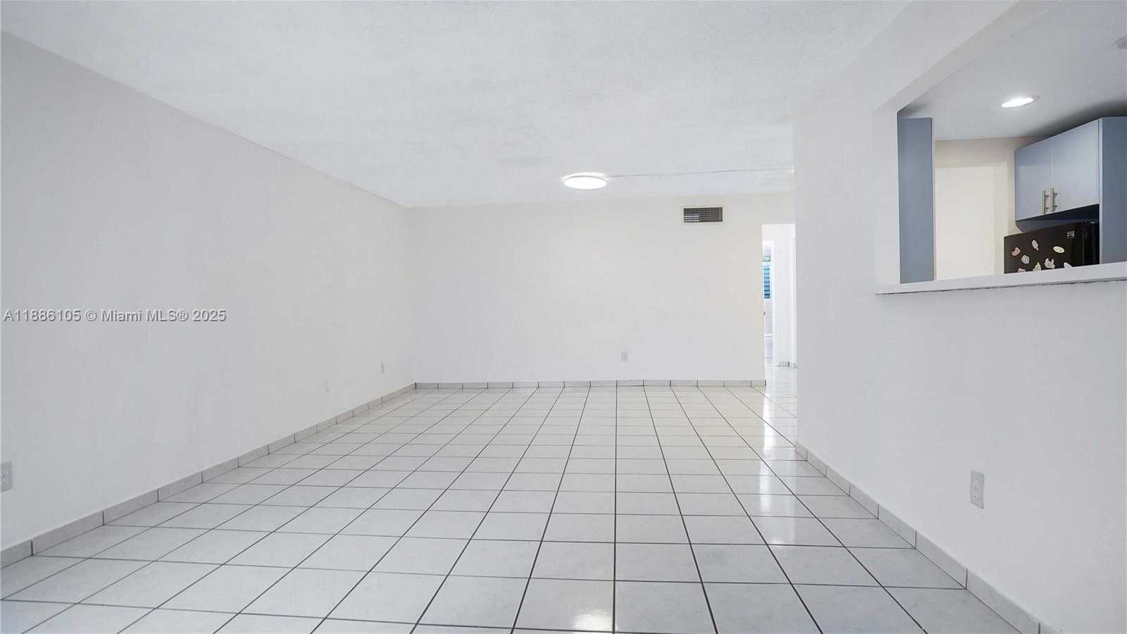 Small Image of 1340 LINCOLN RD #404, Miami Beach Number 6