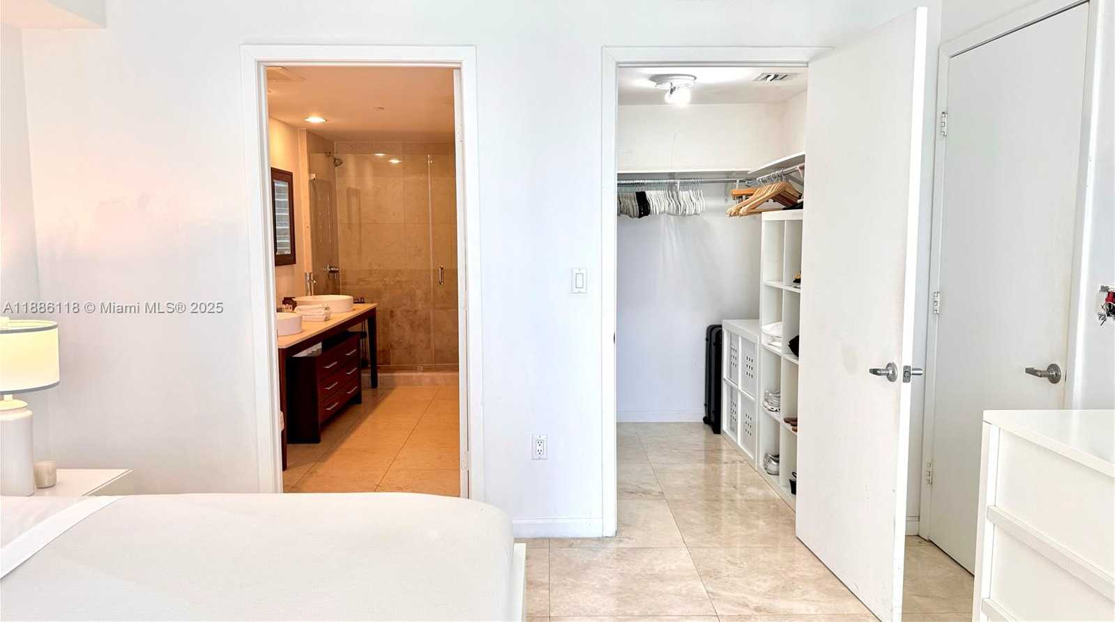 Small Image of 475 BRICKELL AVE #2512, Miami Number 12