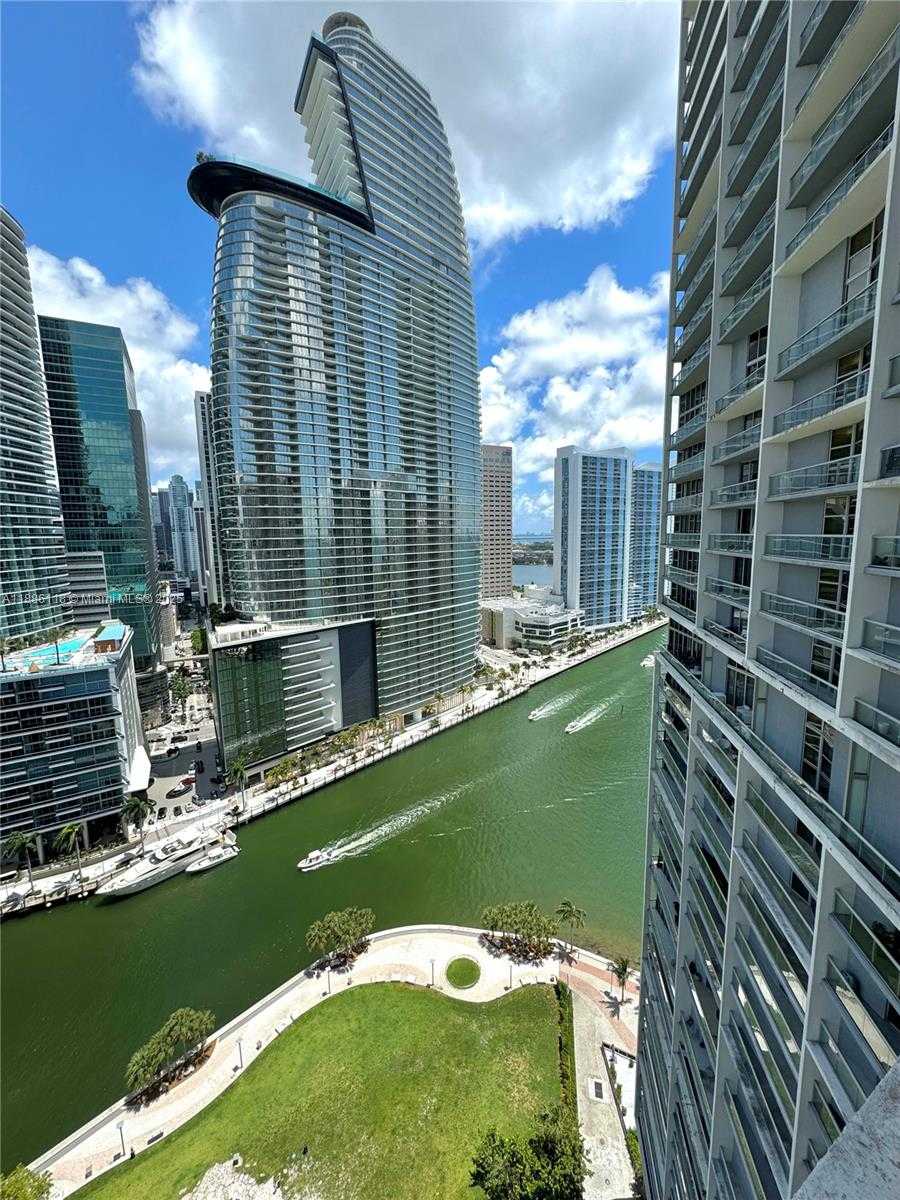 Small Image of 475 BRICKELL AVE #2512, Miami Number 3