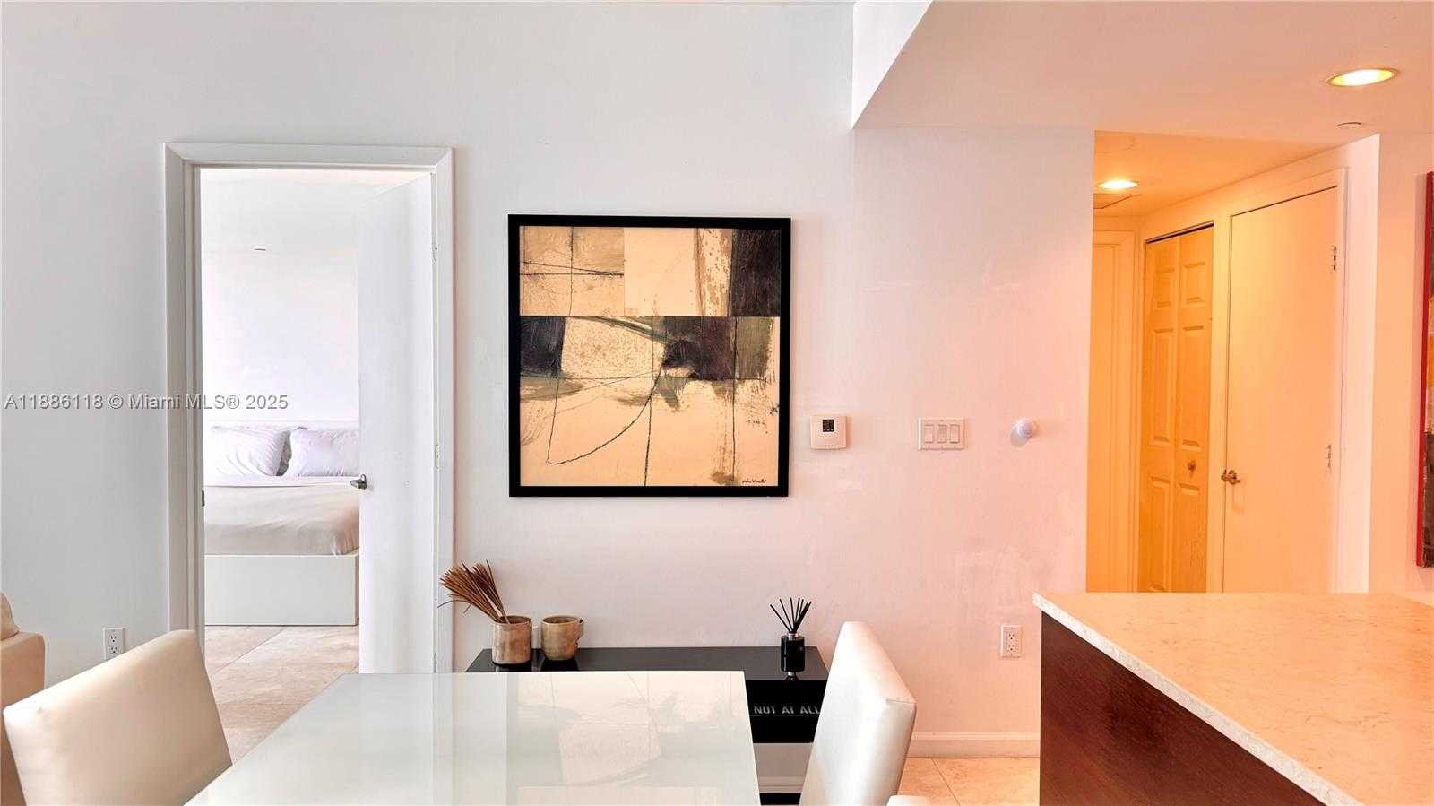 Small Image of 475 BRICKELL AVE #2512, Miami Number 35