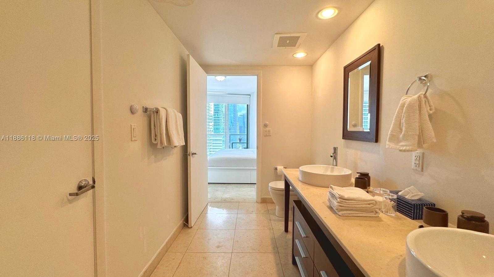 Small Image of 475 BRICKELL AVE #2512, Miami Number 41