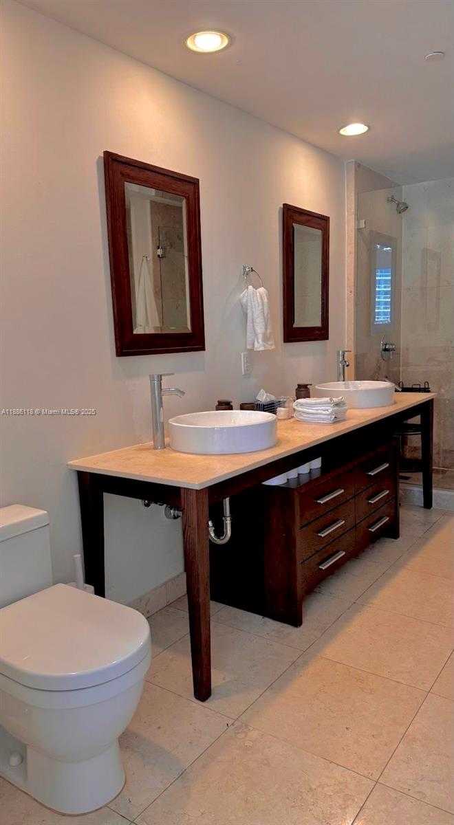 Small Image of 475 BRICKELL AVE #2512, Miami Number 44