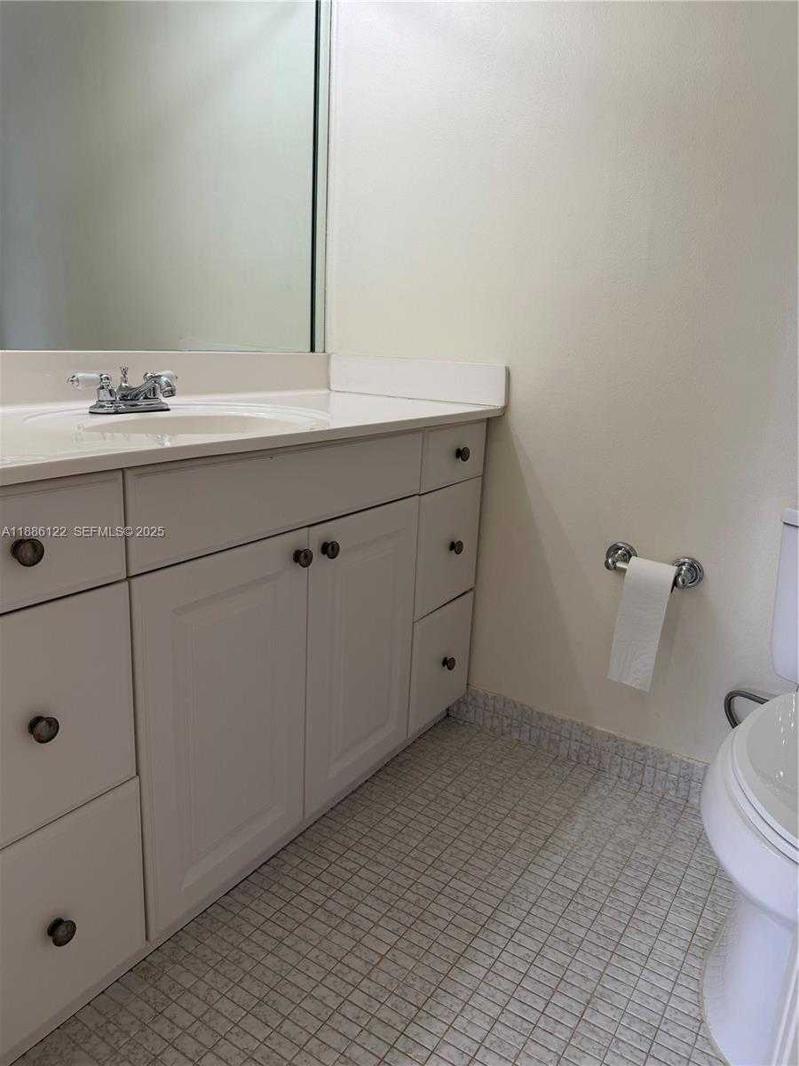 Small Image of 801 THREE ISLANDS BLVD #211, Hallandale Beach Number 15