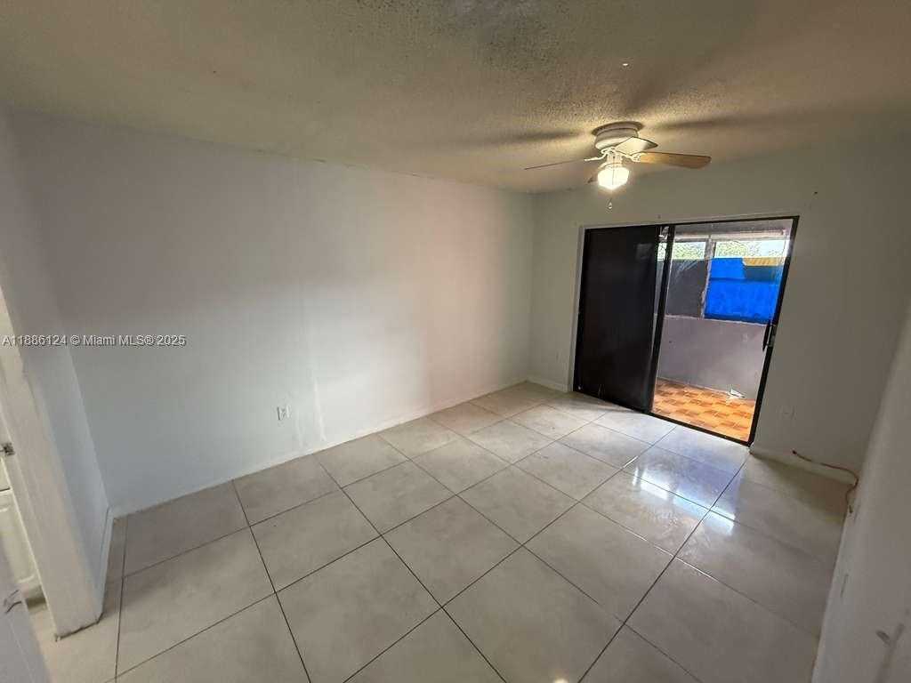 Small Image of 6675 WEST 4TH AVE #402, Hialeah Number 3