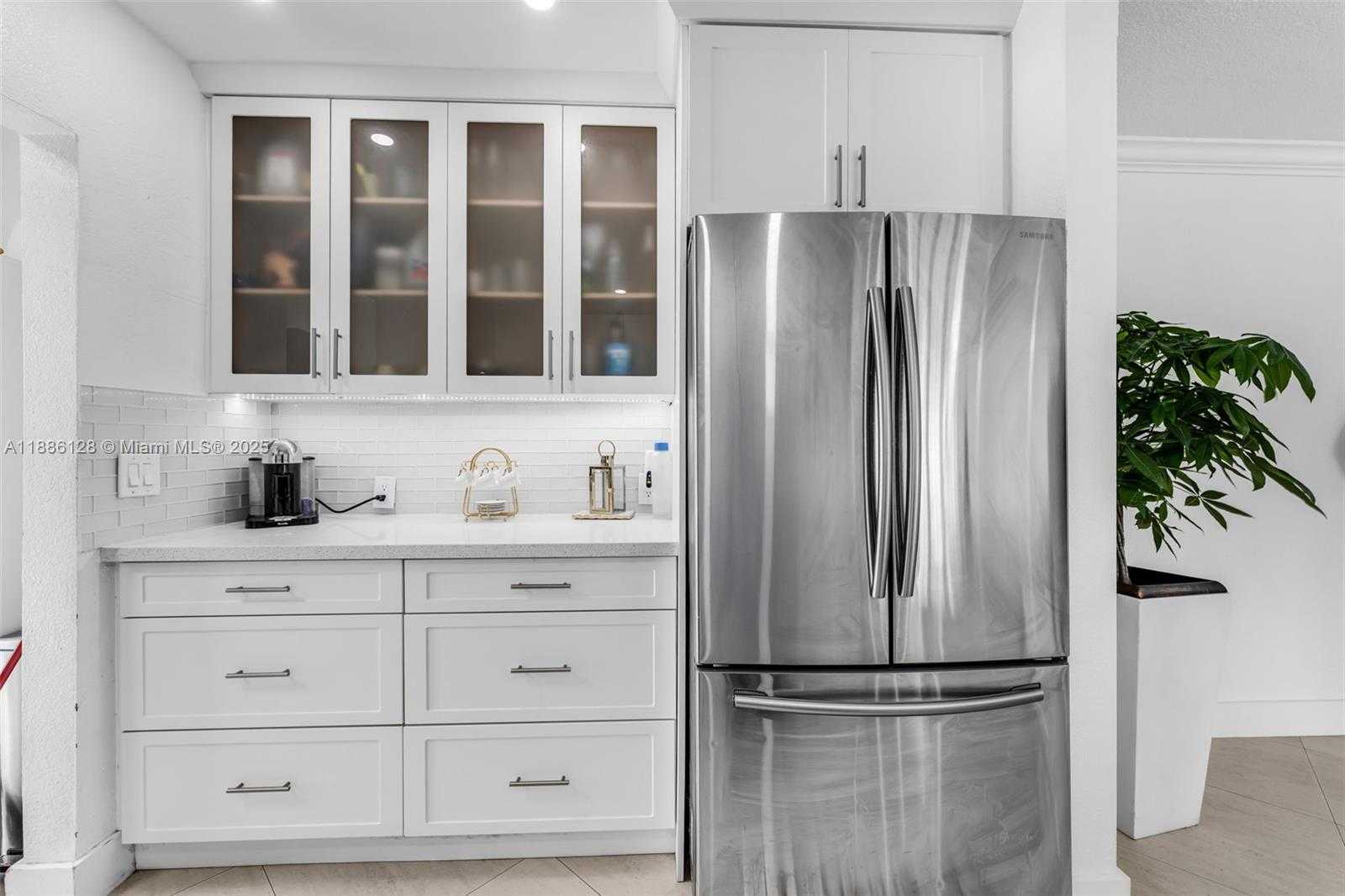 Small Image of 4301 SOUTH WEST 85TH AVE, Miami Number 10