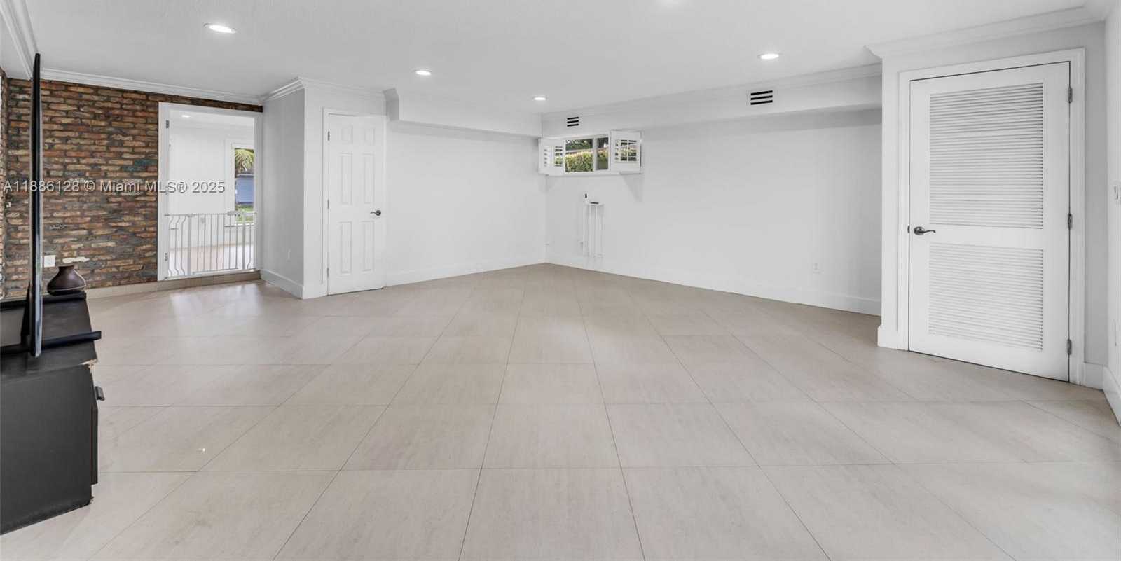 Small Image of 4301 SOUTH WEST 85TH AVE, Miami Number 11