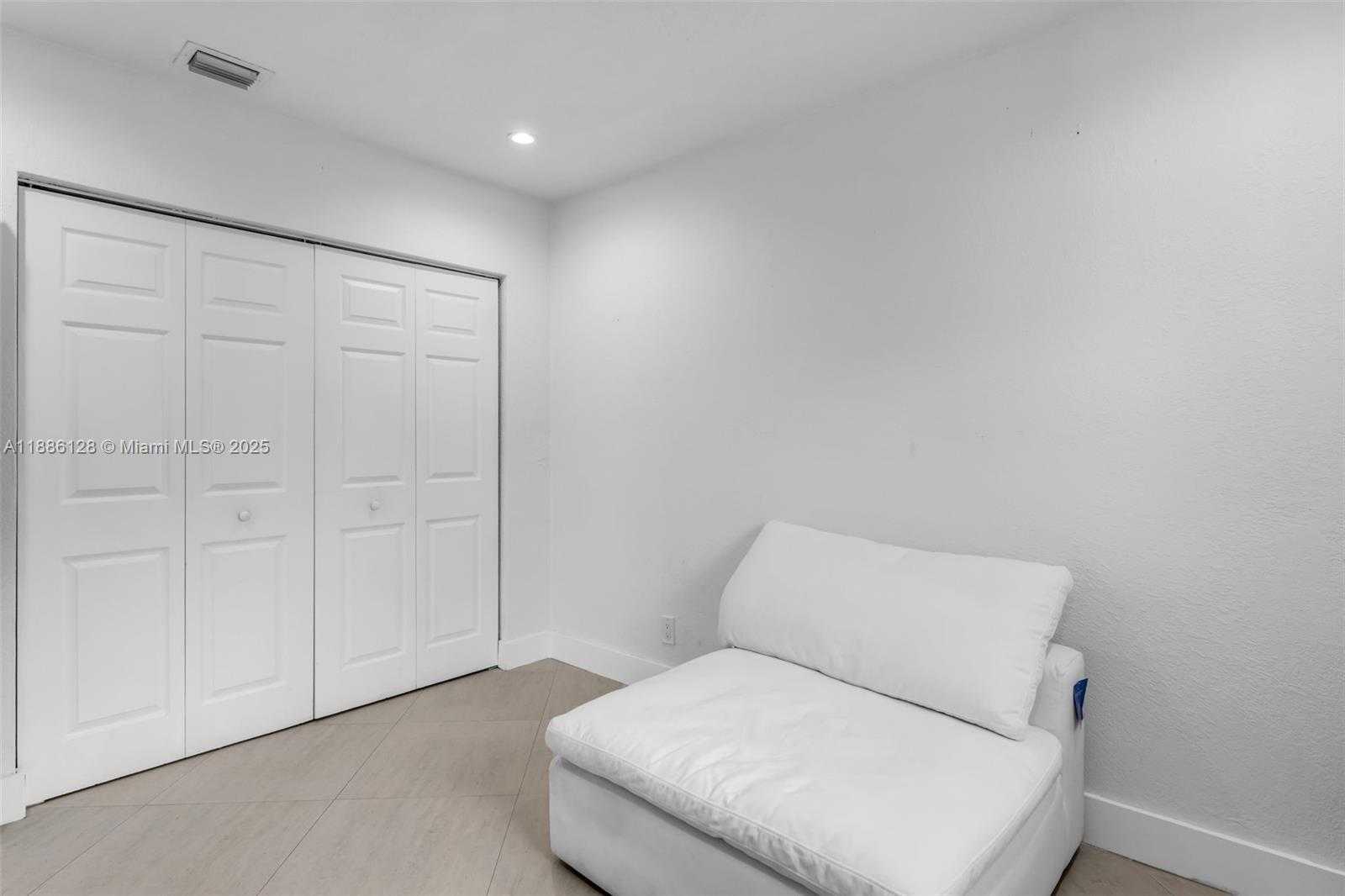 Small Image of 4301 SOUTH WEST 85TH AVE, Miami Number 22