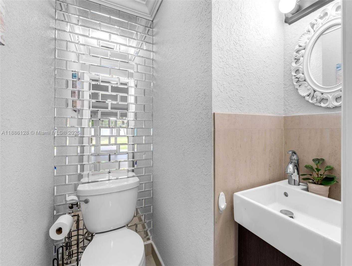 Small Image of 4301 SOUTH WEST 85TH AVE, Miami Number 25
