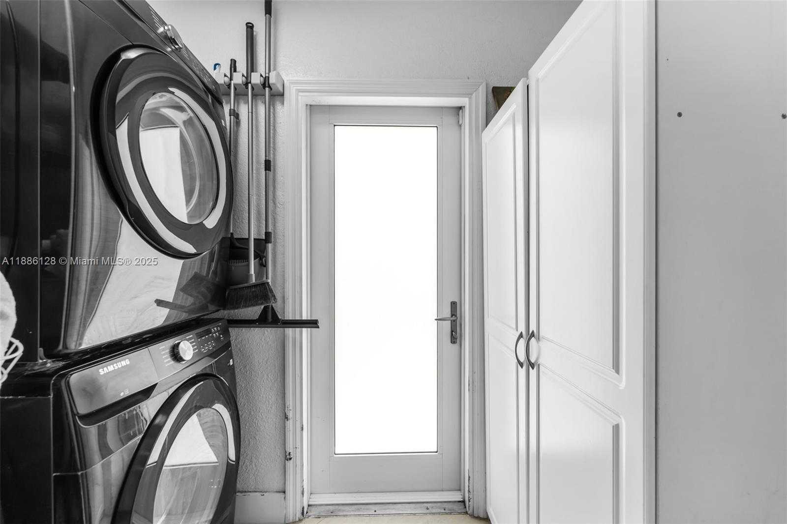 Small Image of 4301 SOUTH WEST 85TH AVE, Miami Number 29