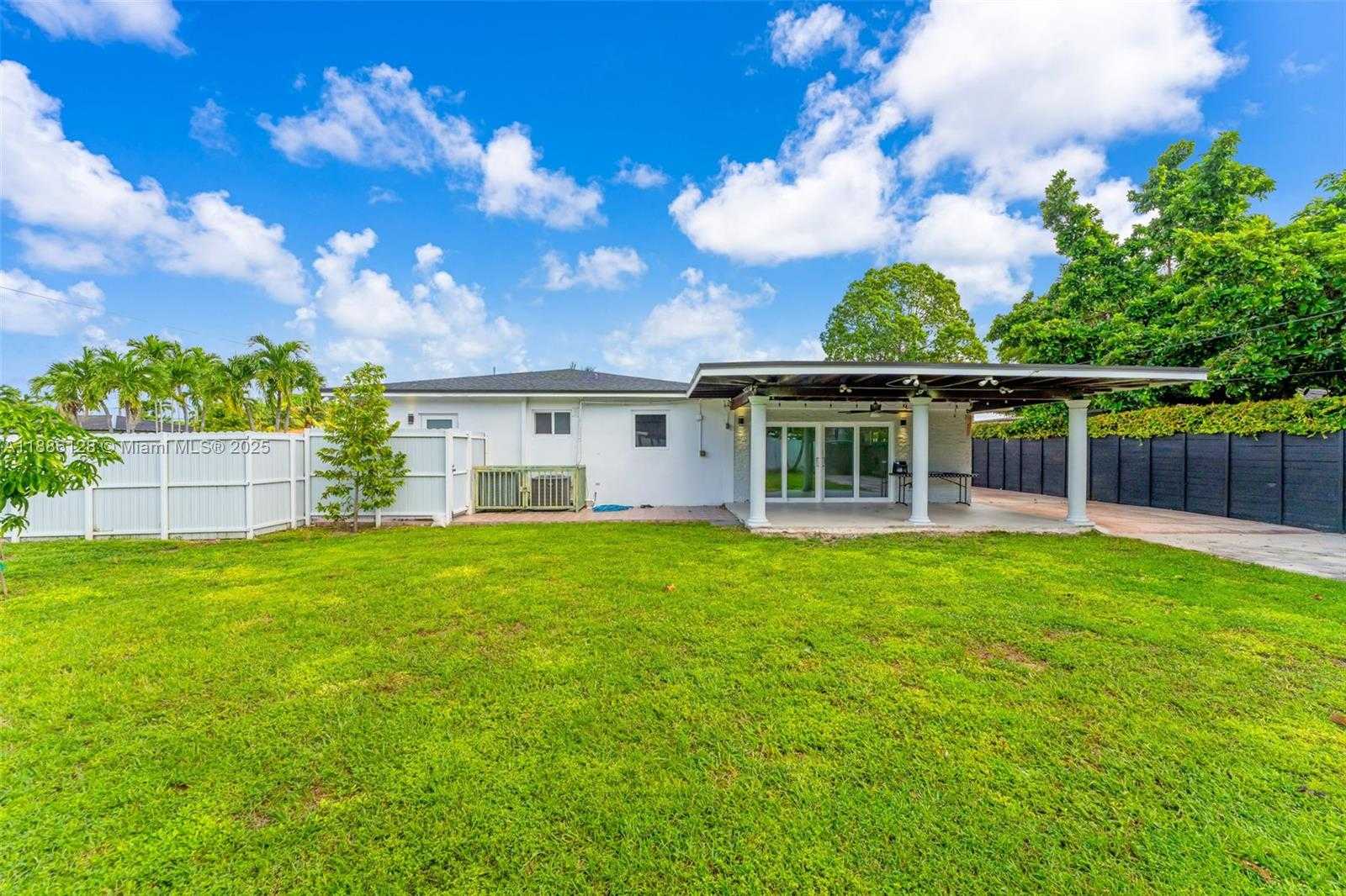 Small Image of 4301 SOUTH WEST 85TH AVE, Miami Number 34