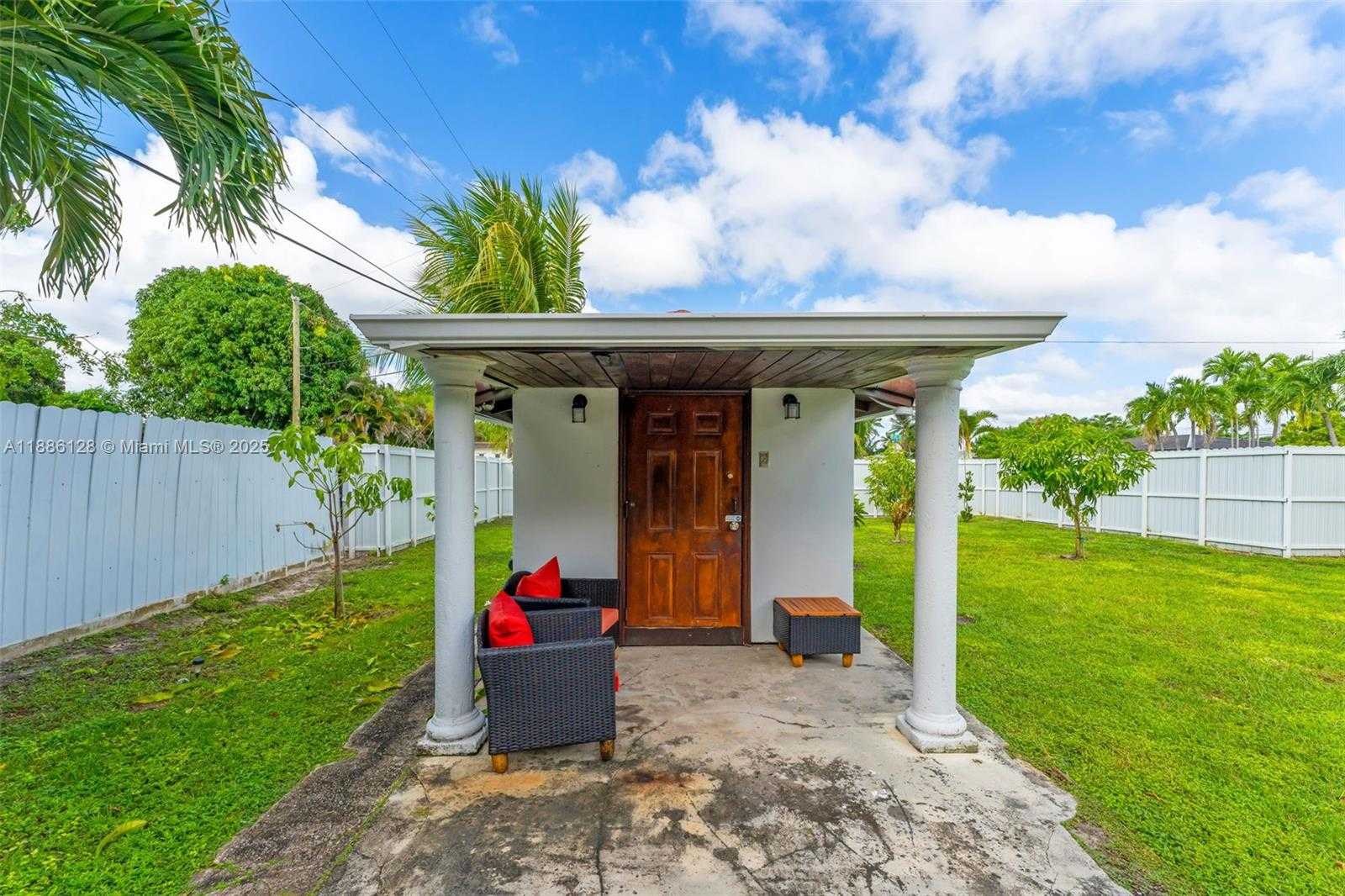 Small Image of 4301 SOUTH WEST 85TH AVE, Miami Number 38
