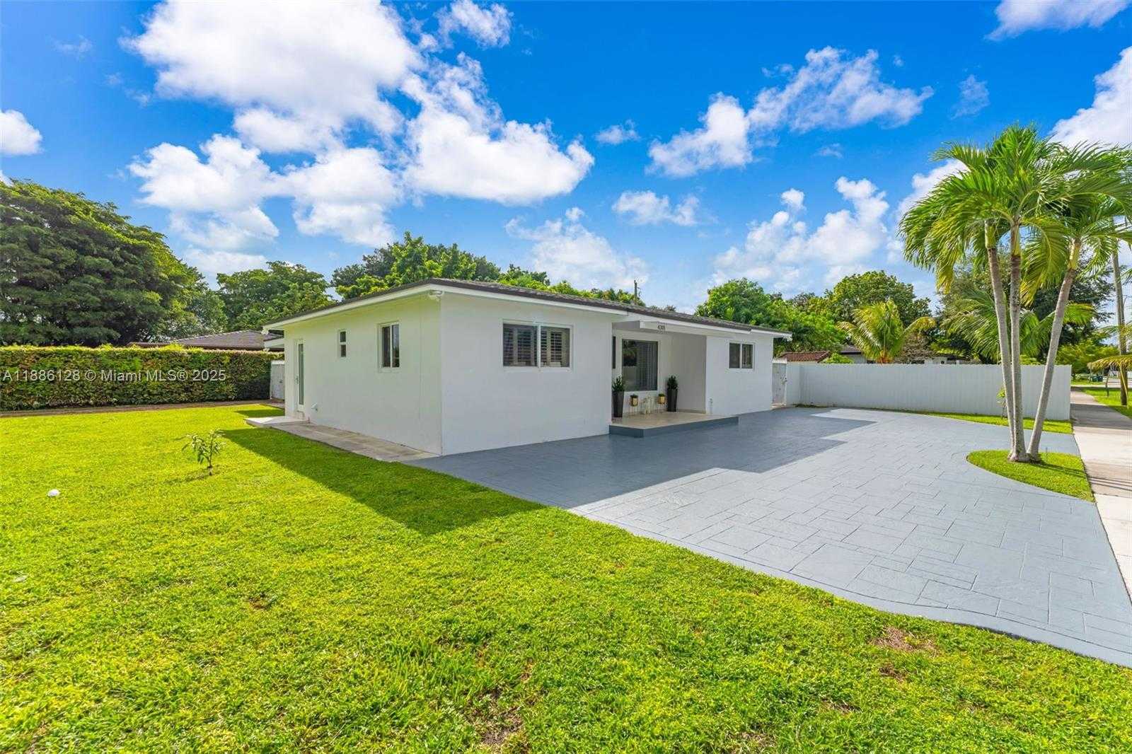 Small Image of 4301 SOUTH WEST 85TH AVE, Miami Number 40