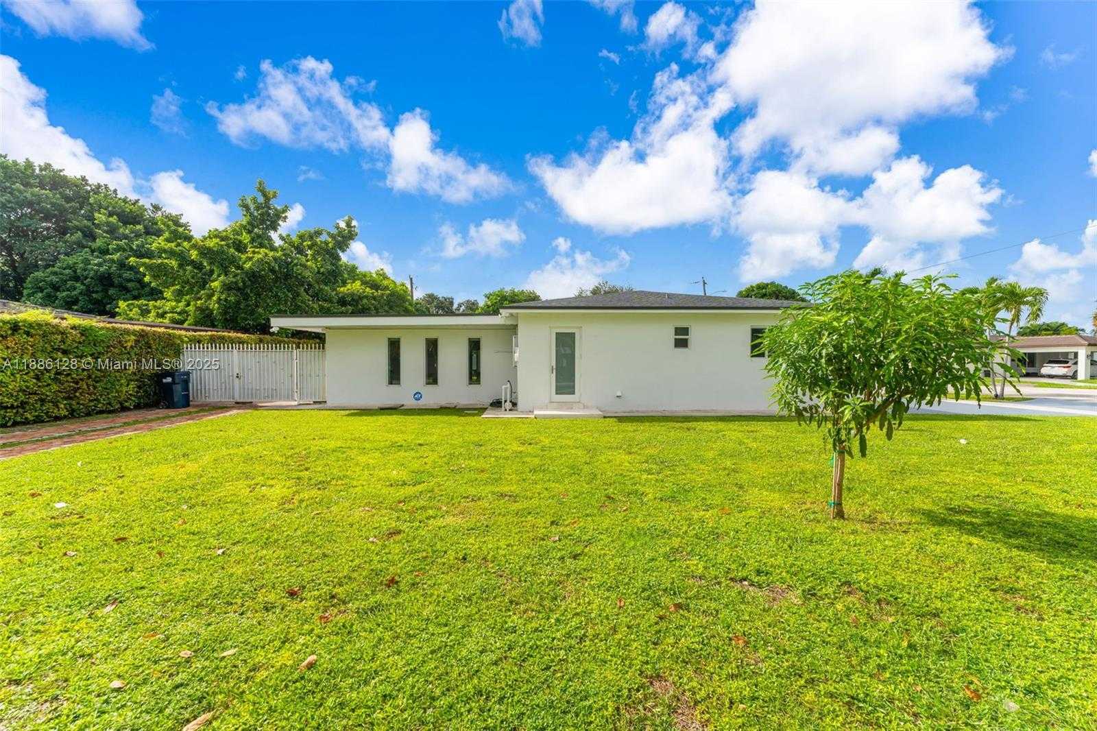 Small Image of 4301 SOUTH WEST 85TH AVE, Miami Number 41
