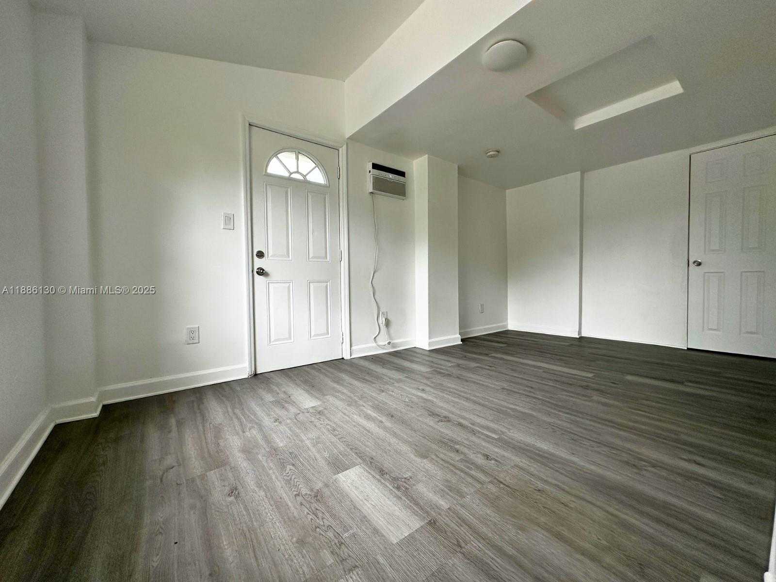 Small Image of 1645 NORTH EAST 175TH ST, North Miami Beach Number 9