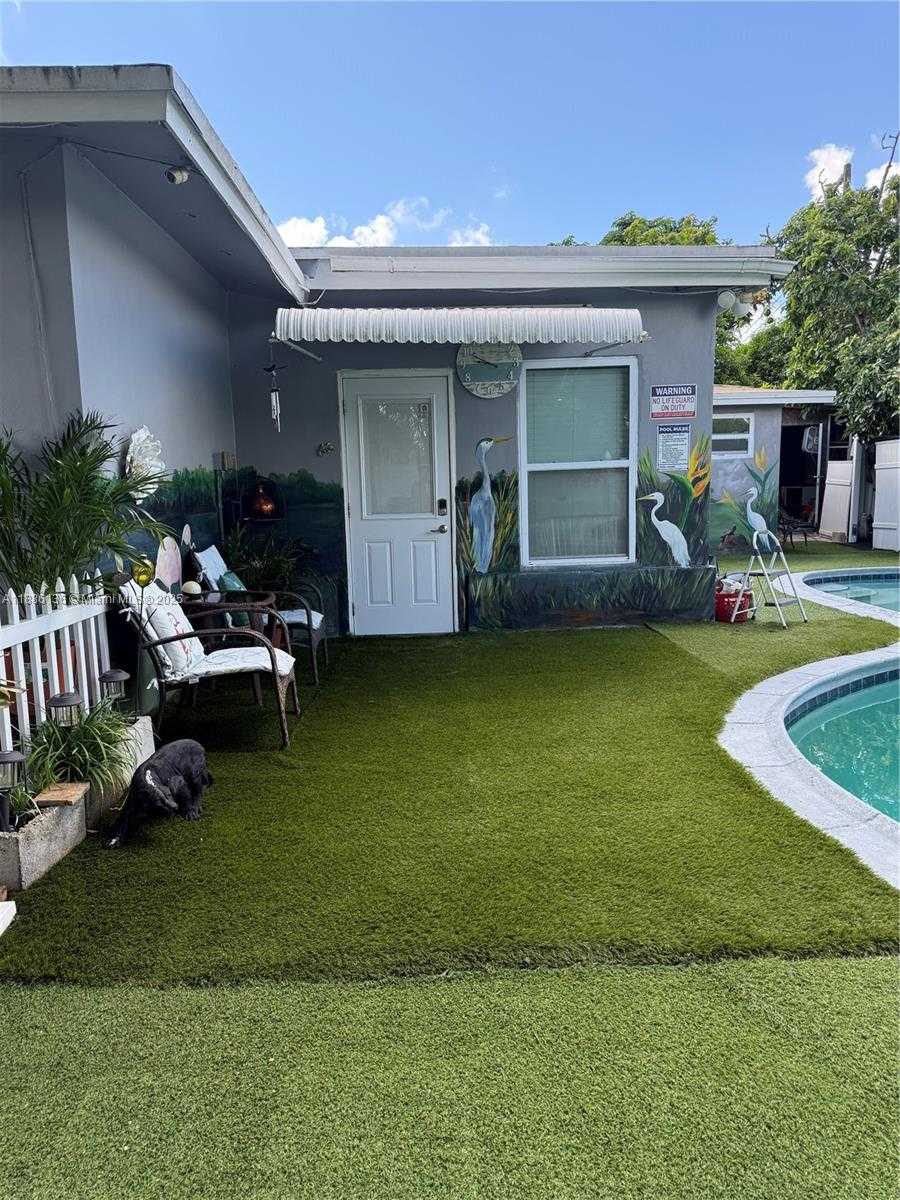 Small Image of Lauderdale Lakes Number 2