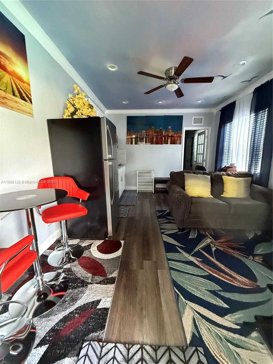 Small Image of Lauderdale Lakes Number 7