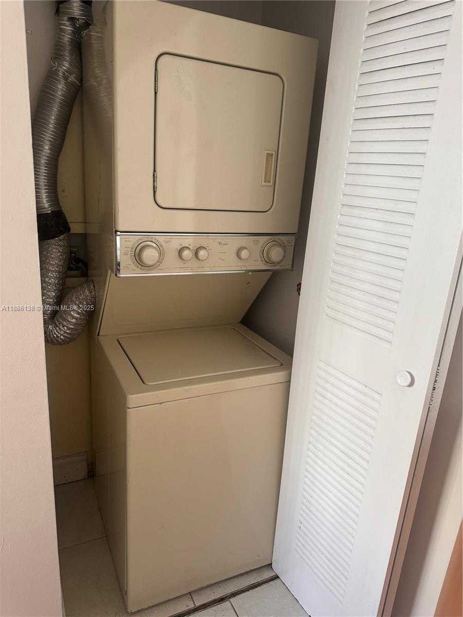Small Image of 6045 NORTH WEST 186TH ST #323, Hialeah Number 14