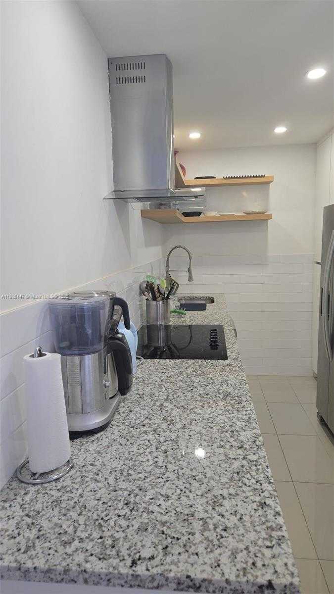 Small Image of 200 SOUTH EAST 15TH RD #8J, Miami Number 12