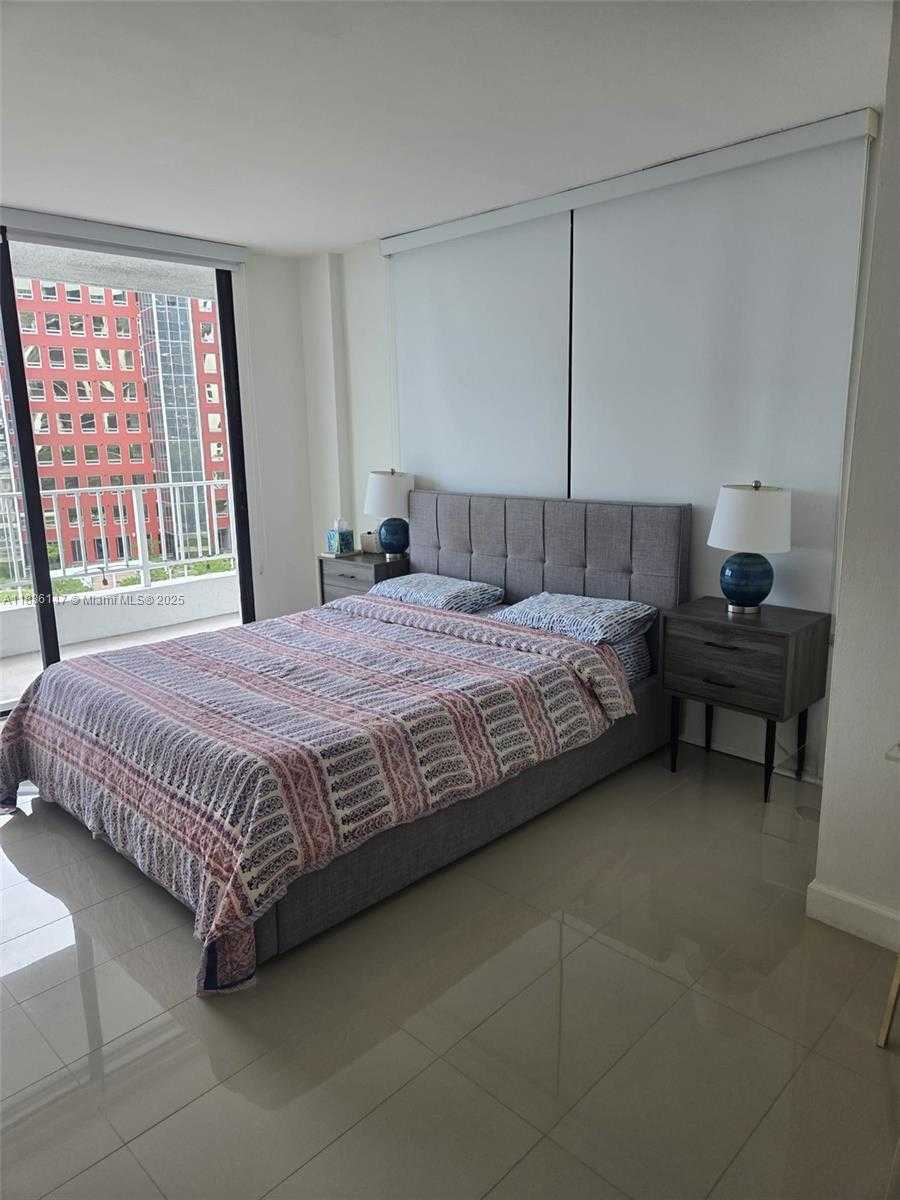 Small Image of 200 SOUTH EAST 15TH RD #8J, Miami Number 14