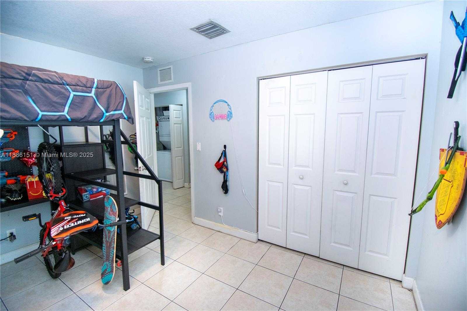 Small Image of 2317 LIBERTY ST #2, Hollywood Number 12