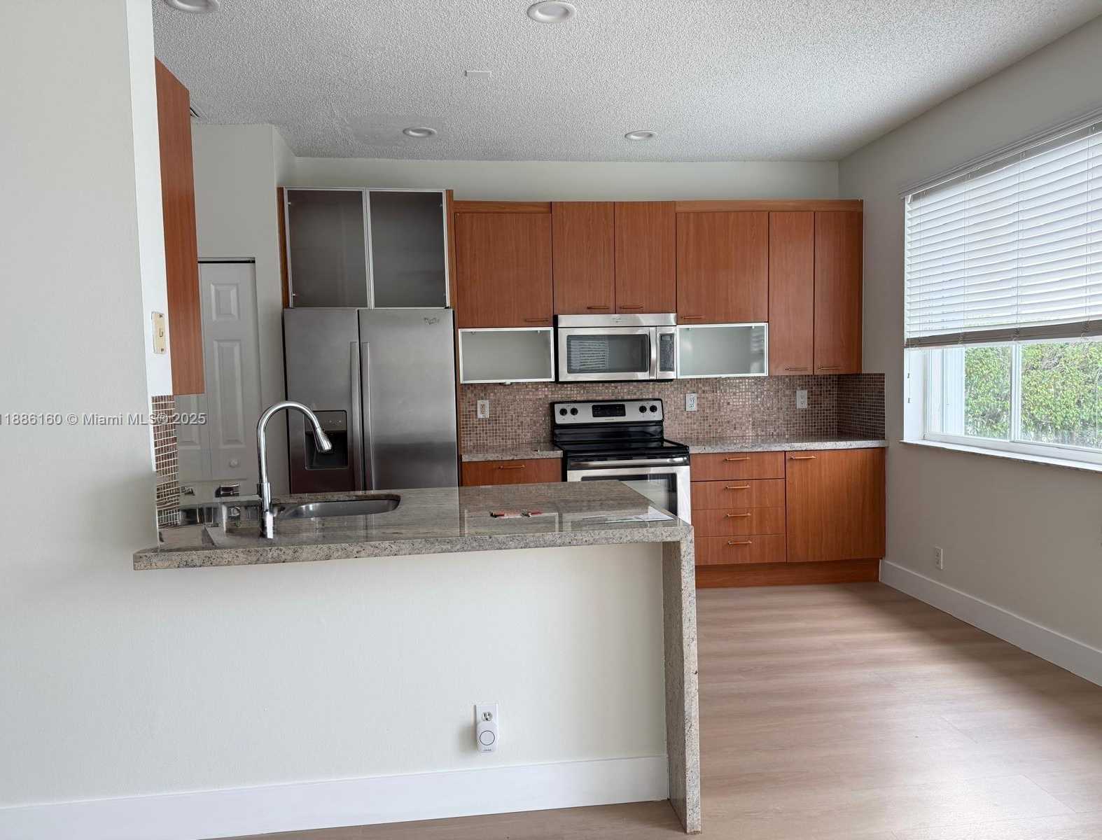 Small Image of 4249 MAGNOLIA RIDGE DR, Weston Number 12