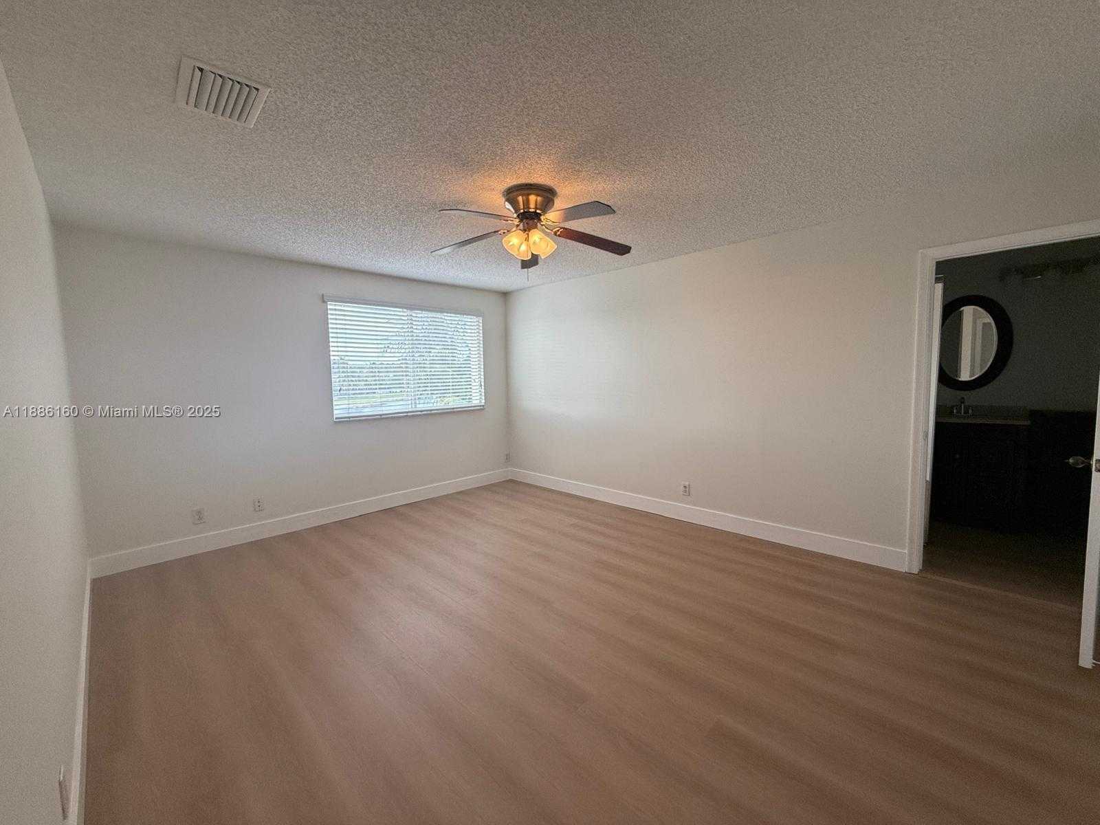 Small Image of 4249 MAGNOLIA RIDGE DR, Weston Number 14
