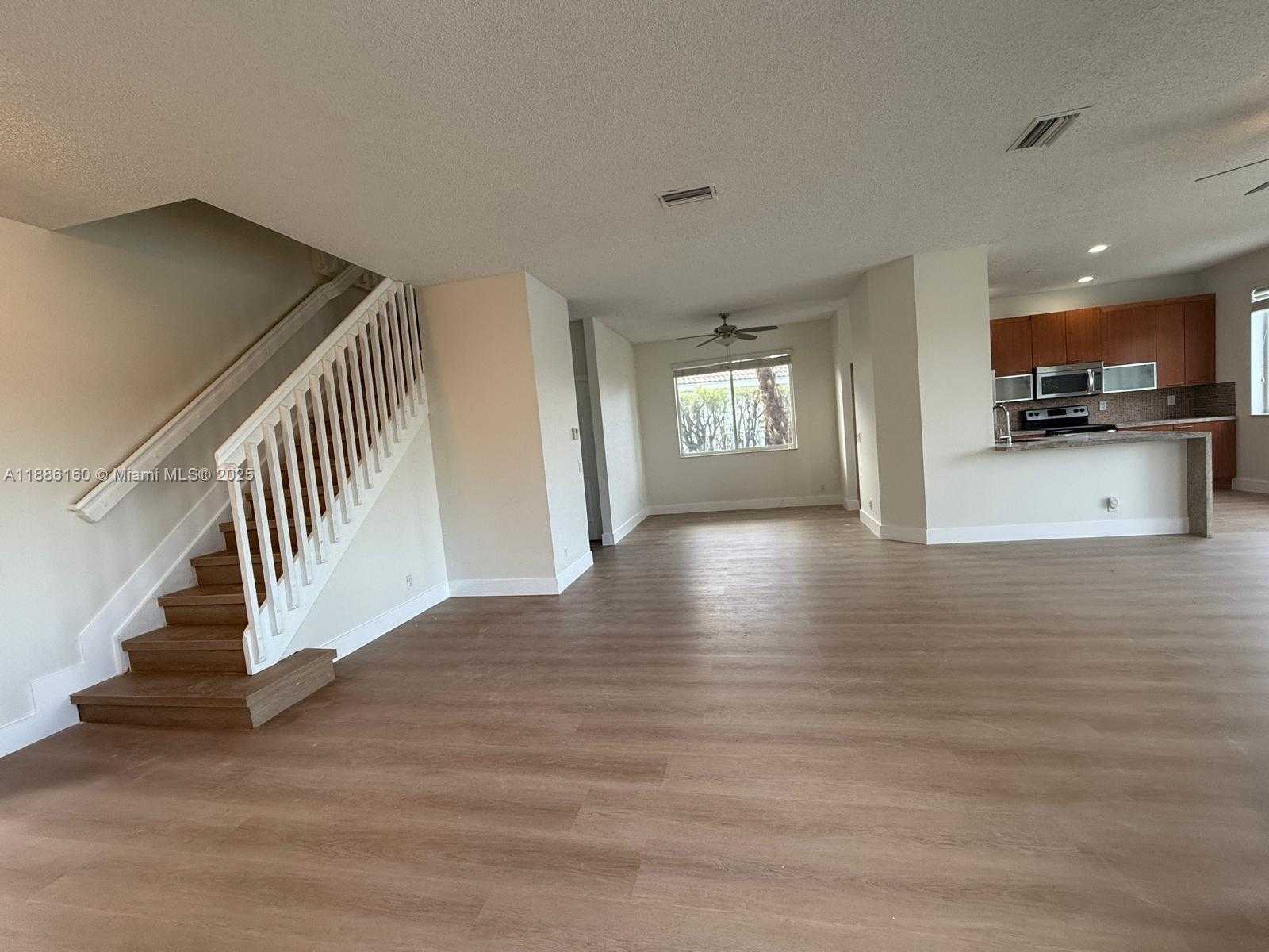 Small Image of 4249 MAGNOLIA RIDGE DR, Weston Number 9