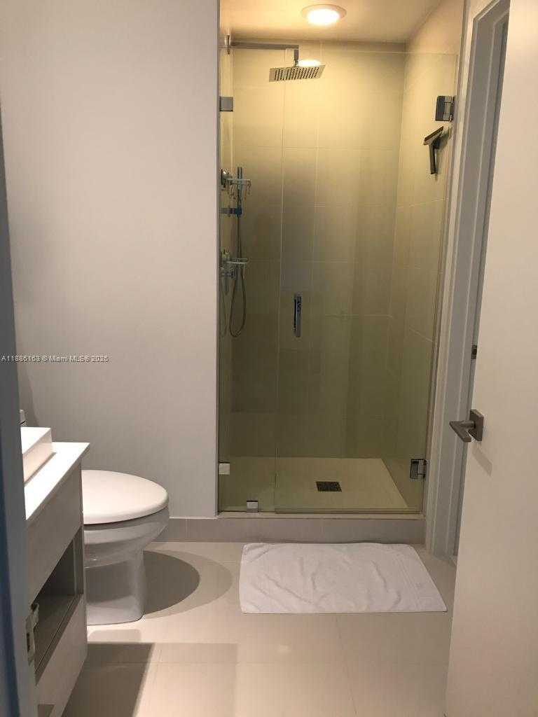 Small Image of 55 SOUTH WEST 9TH ST #2107, Miami Number 5