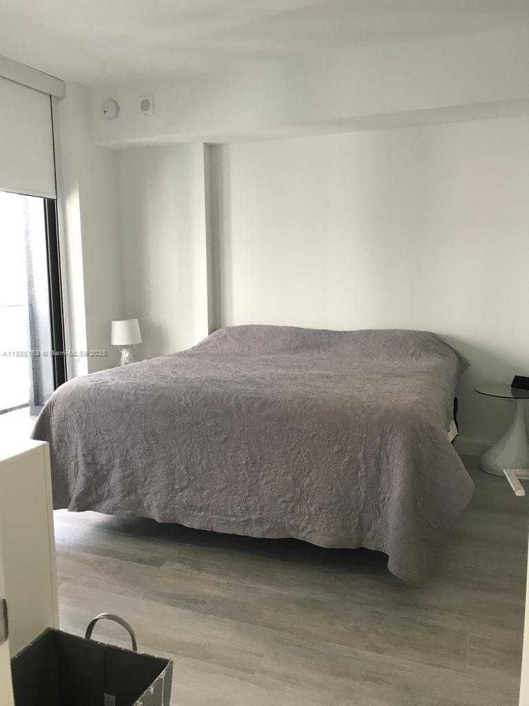 Small Image of 55 SOUTH WEST 9TH ST #2107, Miami Number 6