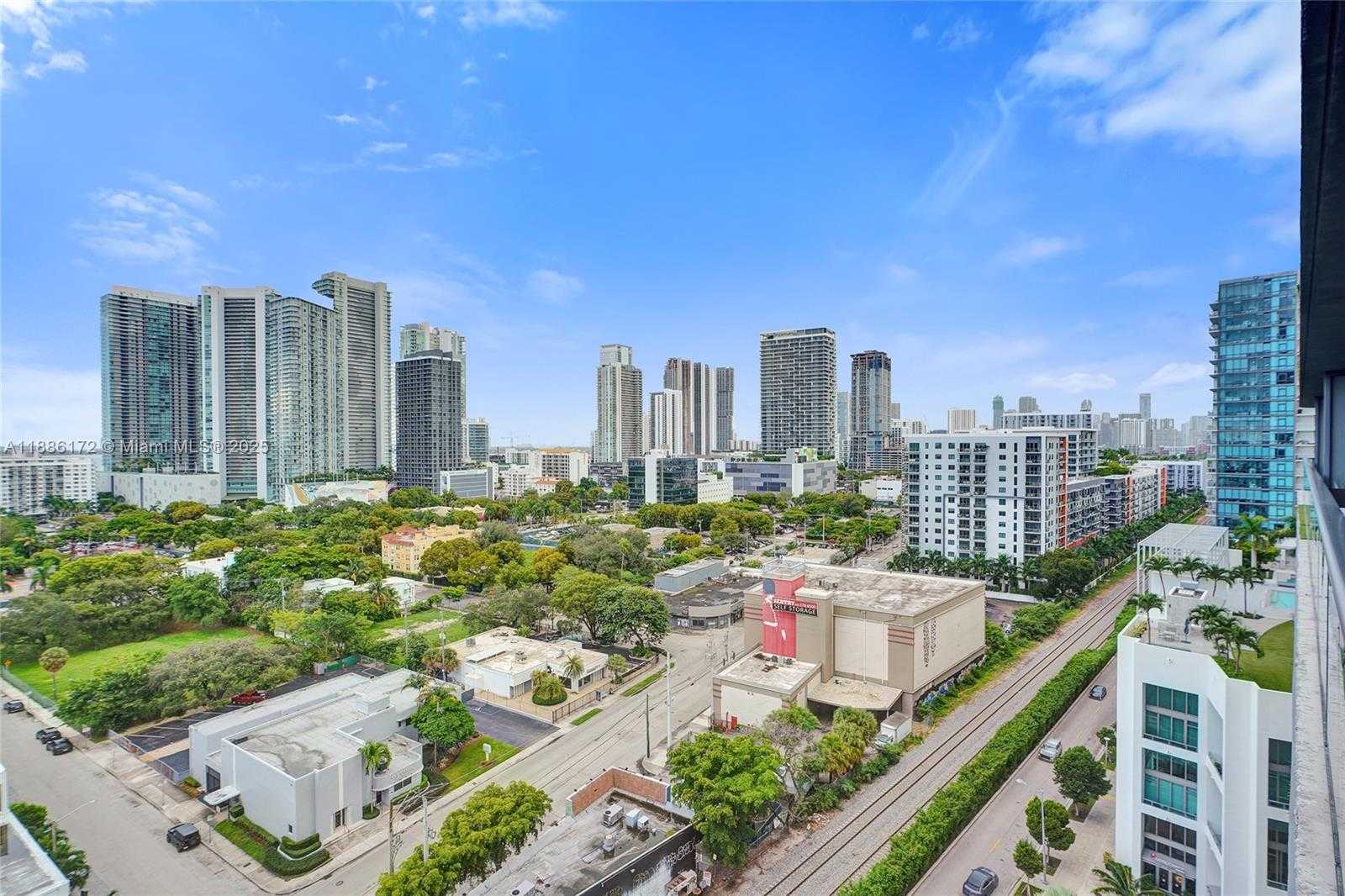 Small Image of 121 NORTH EAST 34TH ST #1406A, Miami Number 10