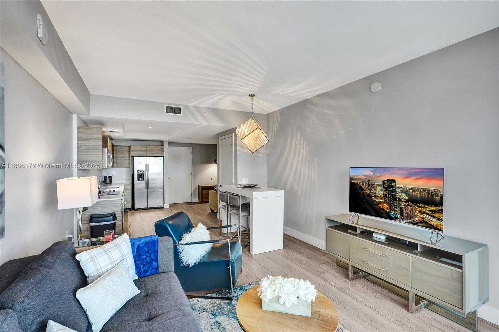 Small Image of 121 NORTH EAST 34TH ST #1406A, Miami Number 21