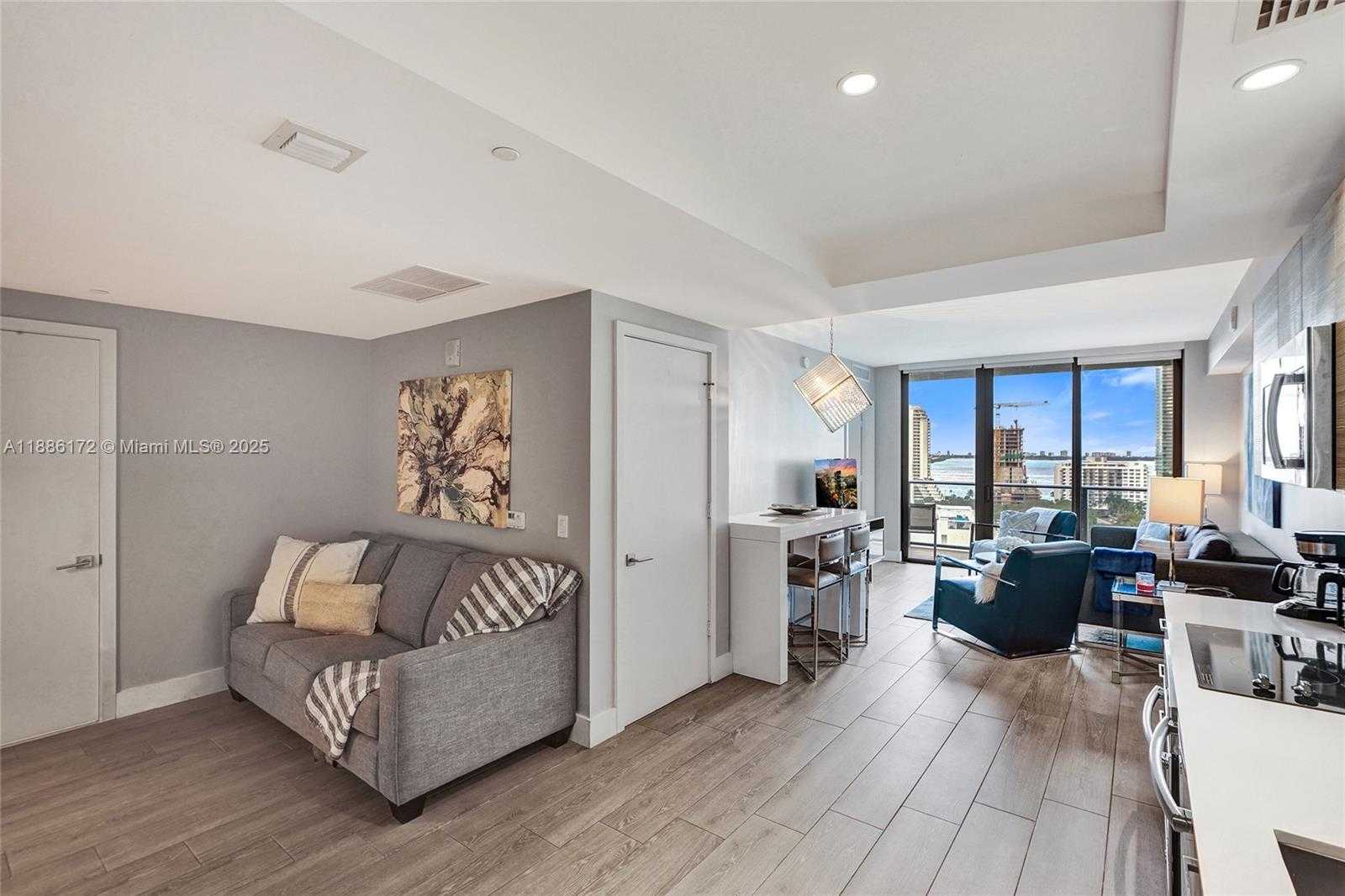 Small Image of 121 NORTH EAST 34TH ST #1406A, Miami Number 30