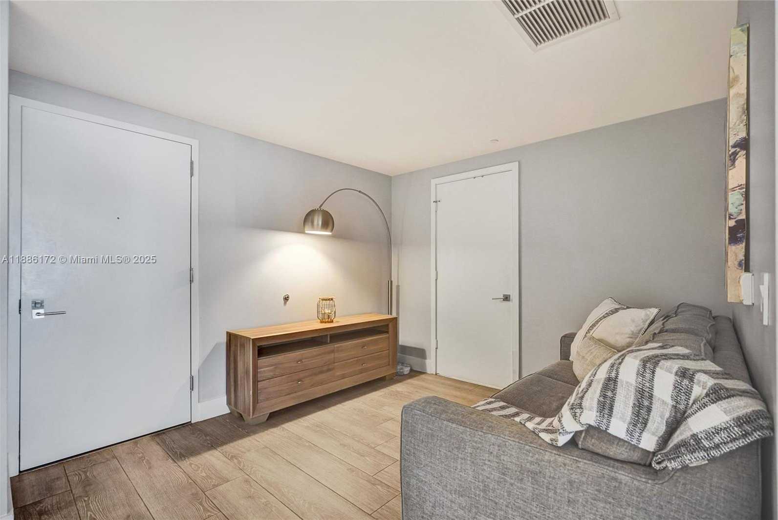 Small Image of 121 NORTH EAST 34TH ST #1406A, Miami Number 32