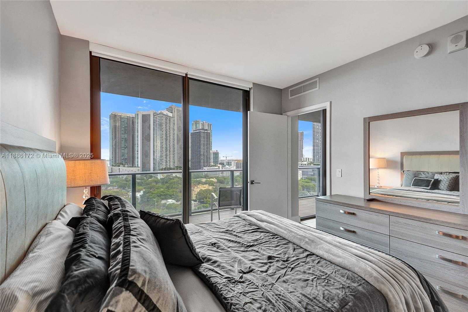 Small Image of 121 NORTH EAST 34TH ST #1406A, Miami Number 40