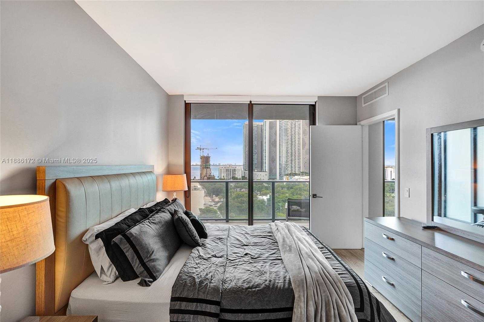 Small Image of 121 NORTH EAST 34TH ST #1406A, Miami Number 41