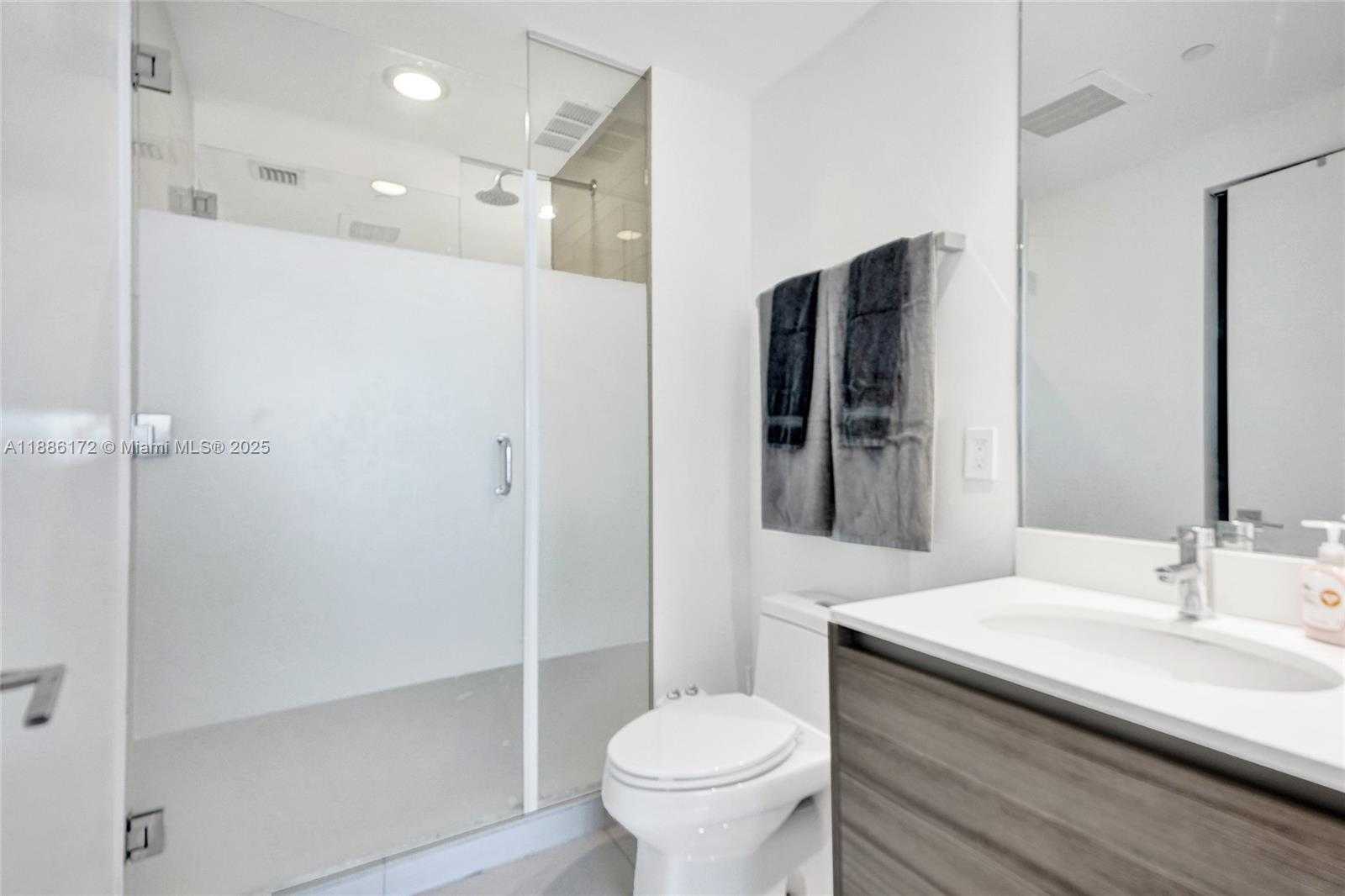 Small Image of 121 NORTH EAST 34TH ST #1406A, Miami Number 44