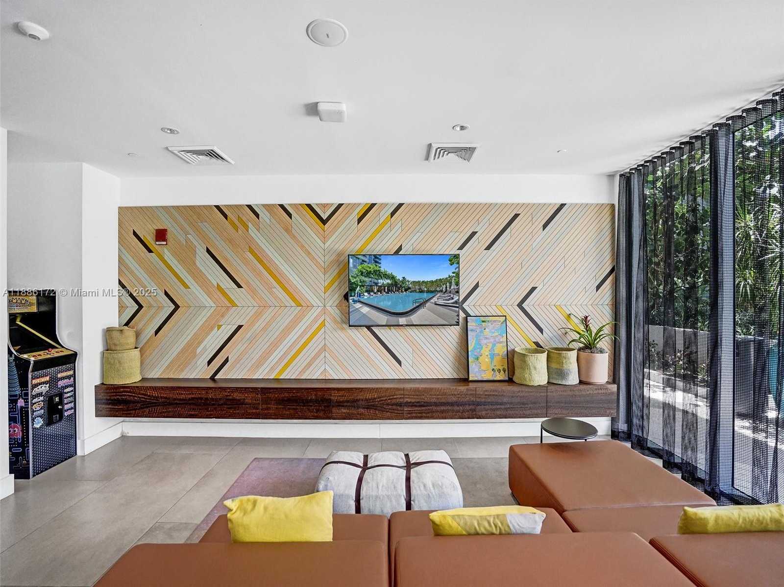 Small Image of 121 NORTH EAST 34TH ST #1406A, Miami Number 57