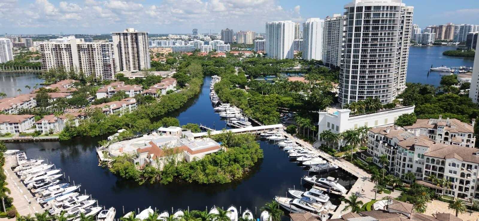 Small Image of 2000 ISLAND BLVD #2605, Aventura Number 20